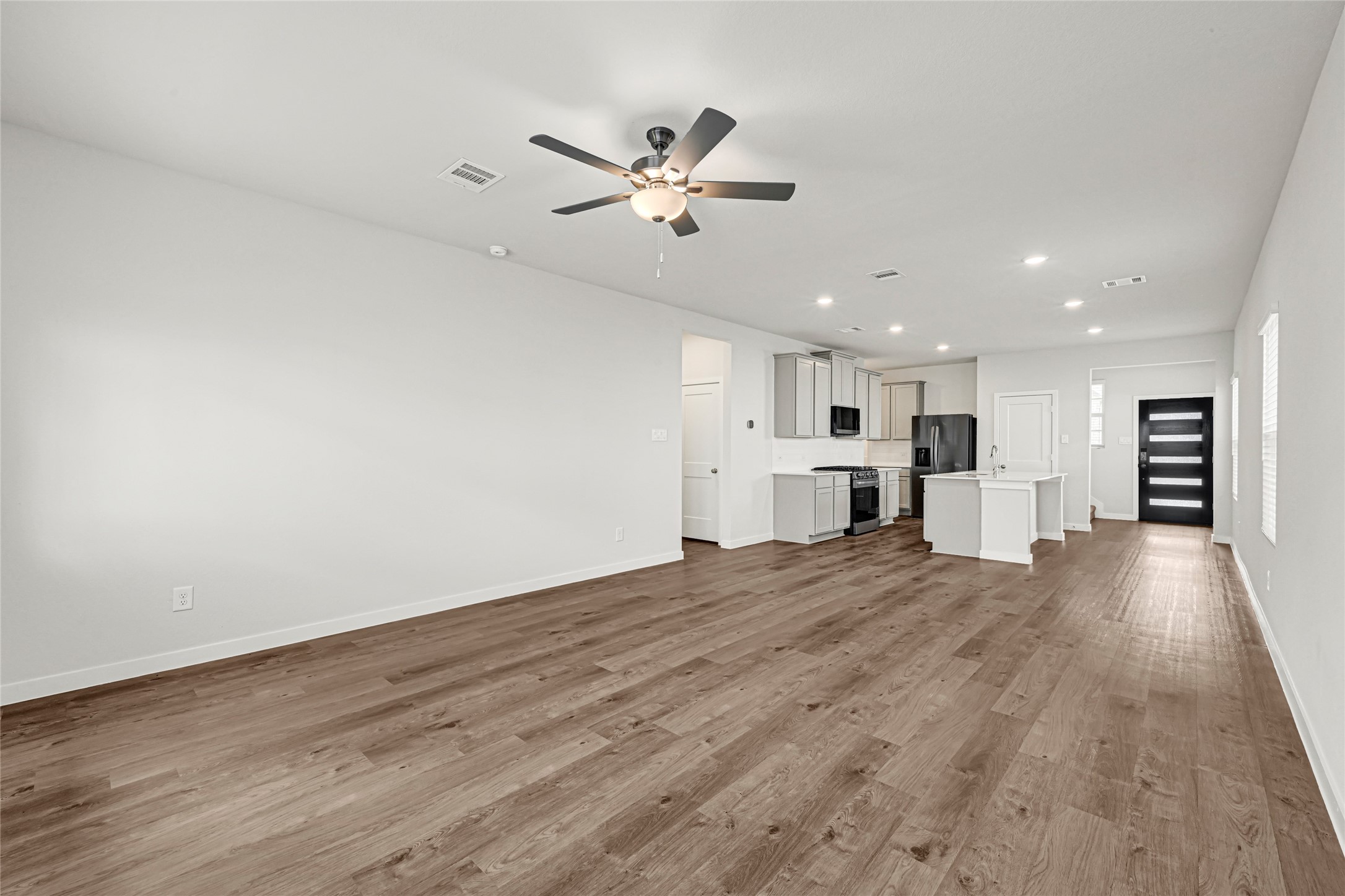7735 Bergamot Circle Property Photo 7
