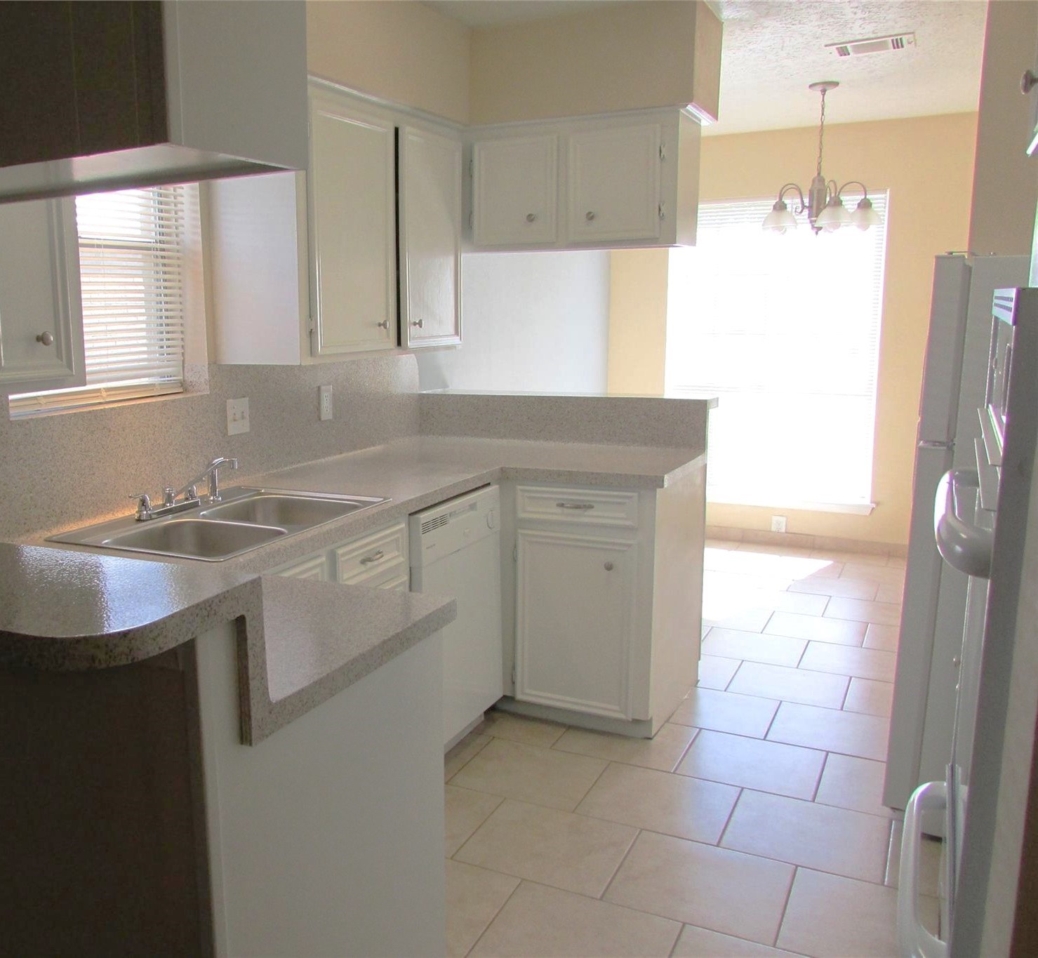 1611 Chippawa Lane Property Photo 3