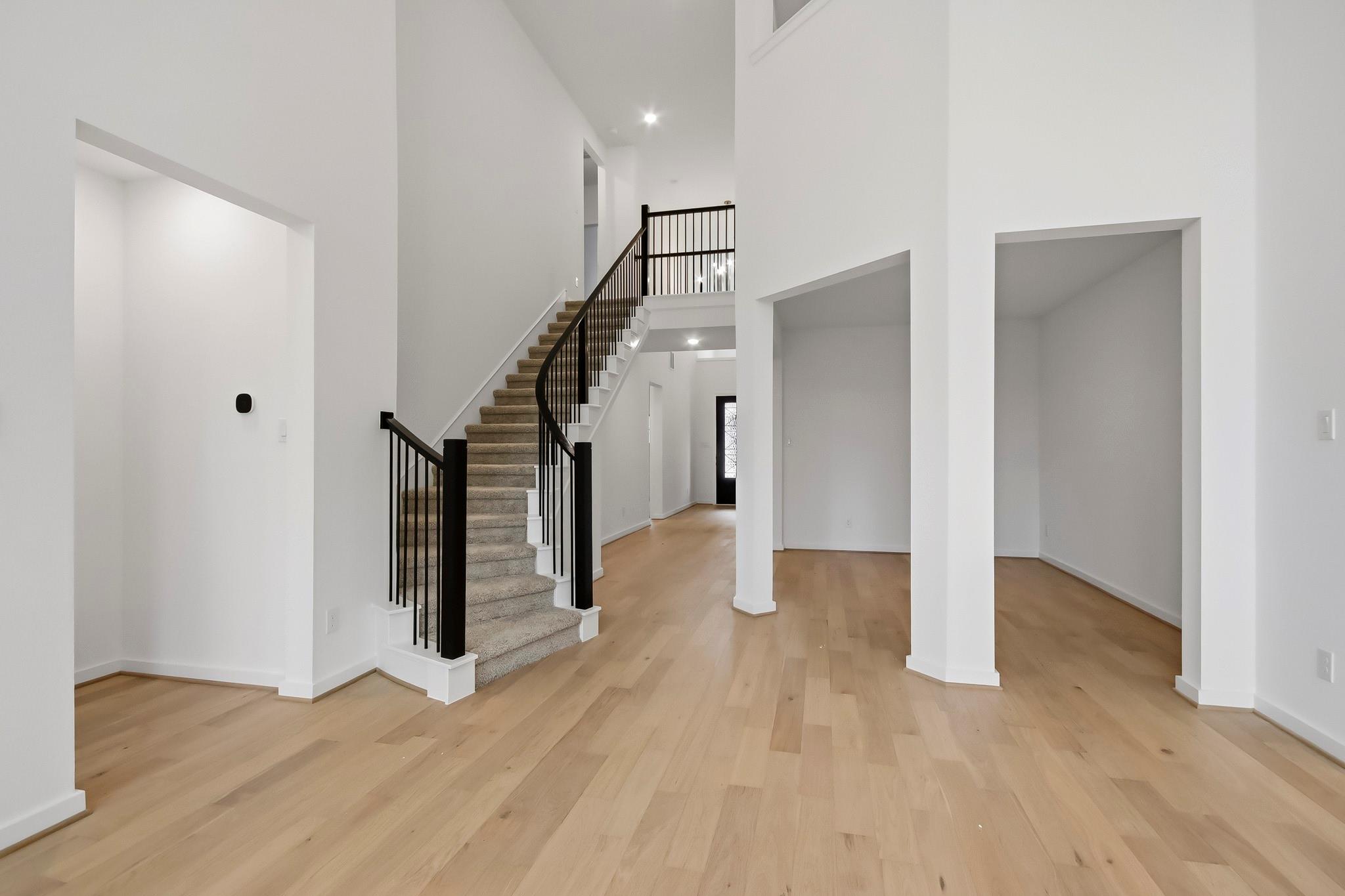 22306 Junction Peak Court Property Photo 6