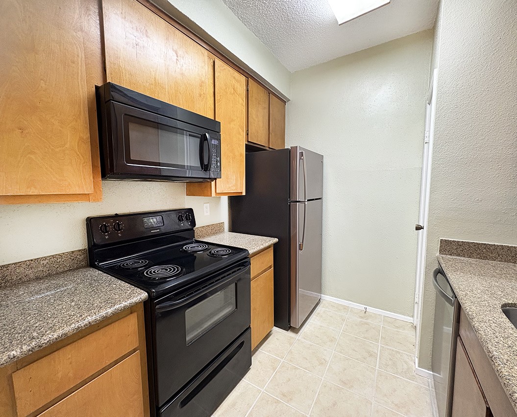 7900 N Stadium Dr 45 Property Photo 3