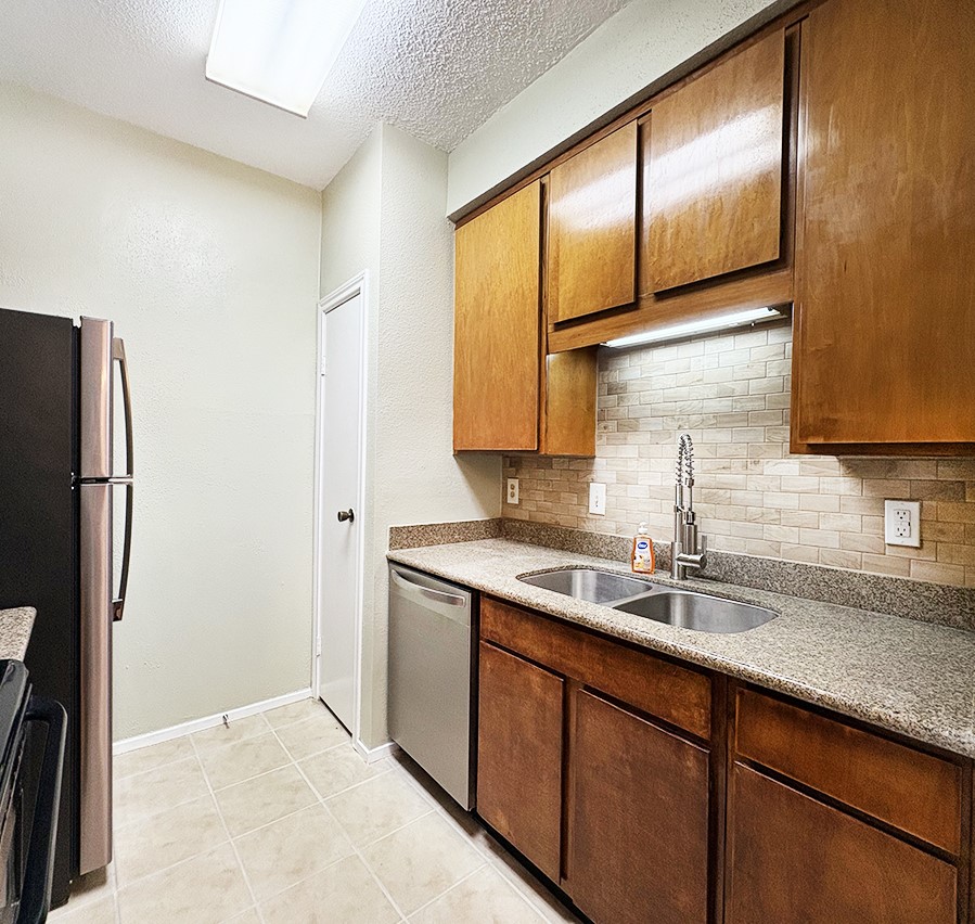 7900 N Stadium Dr 45 Property Photo 4