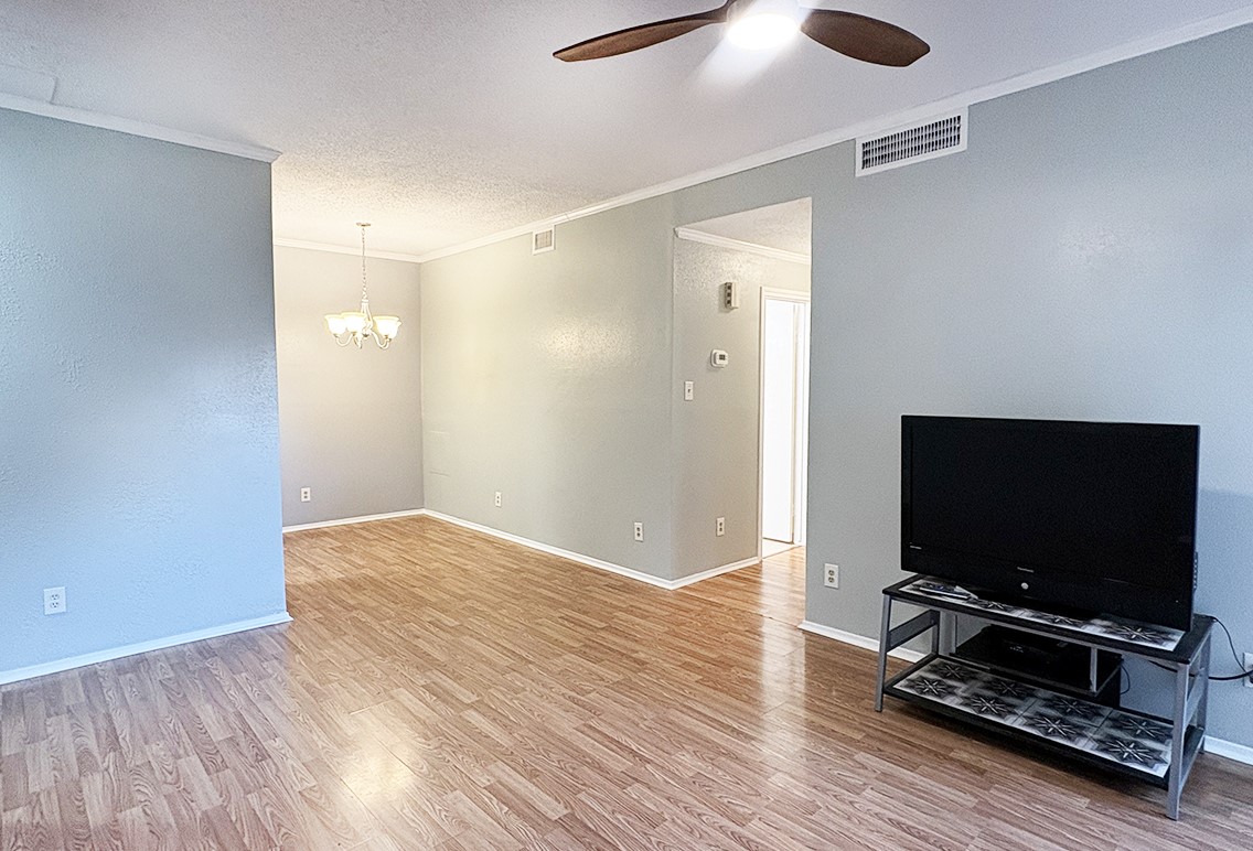 7900 N Stadium Dr 45 Property Photo 11