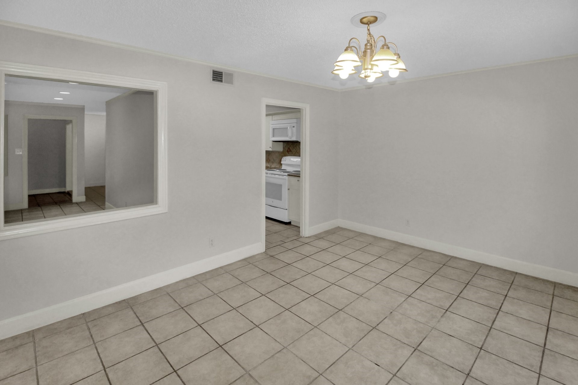 4047 Falkirk Lane Property Photo 7