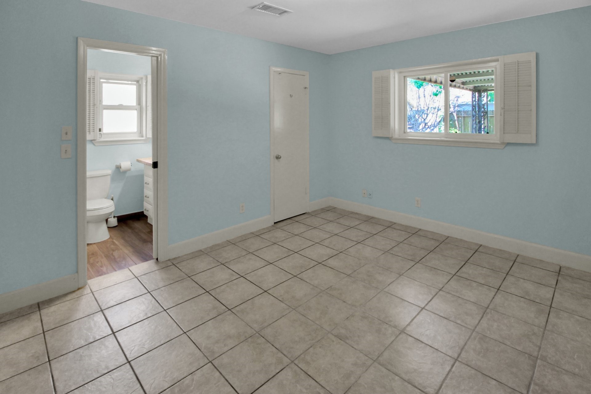 4047 Falkirk Lane Property Photo 11