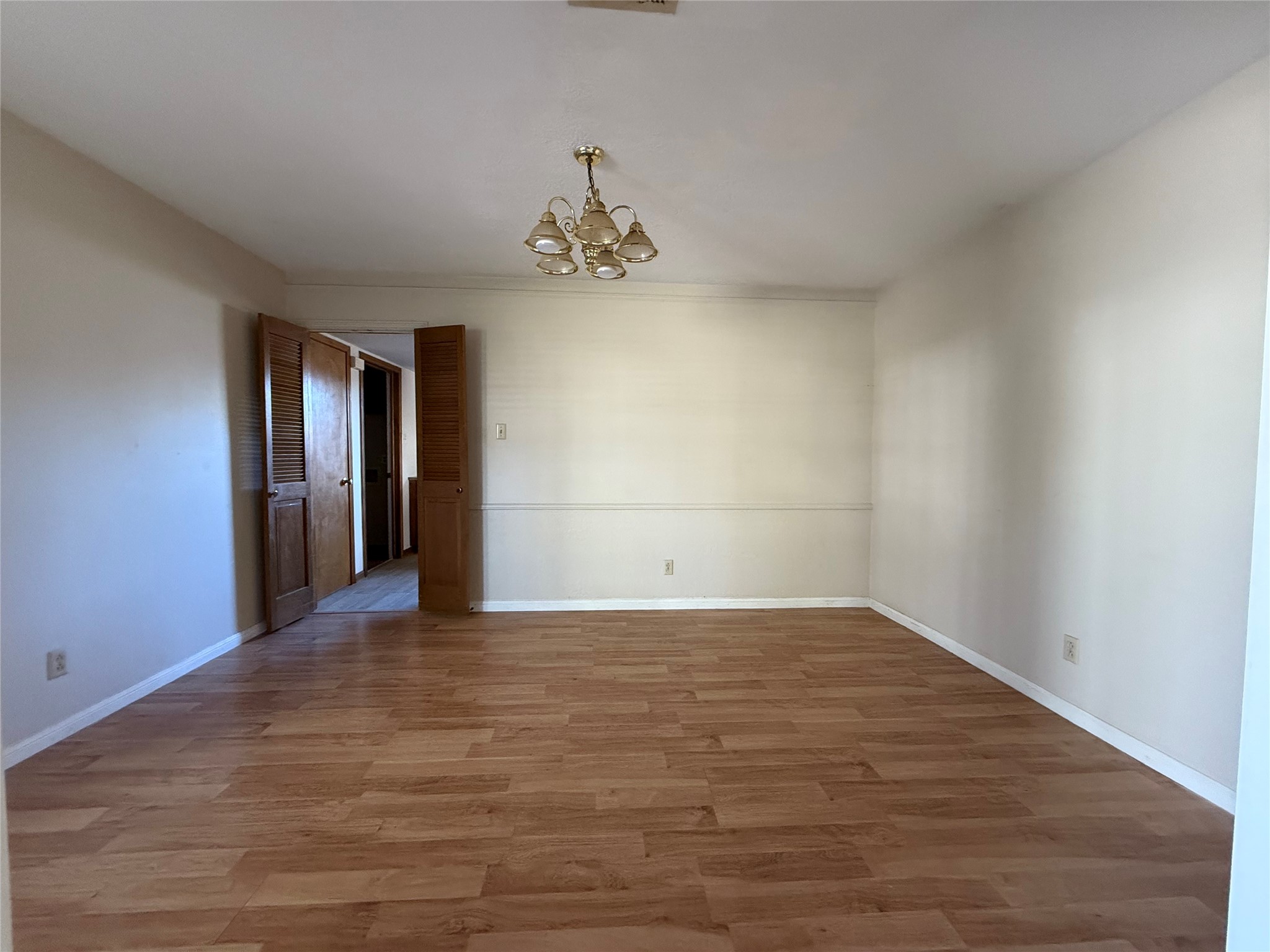 5506 Forest Timbers Drive Property Photo 7