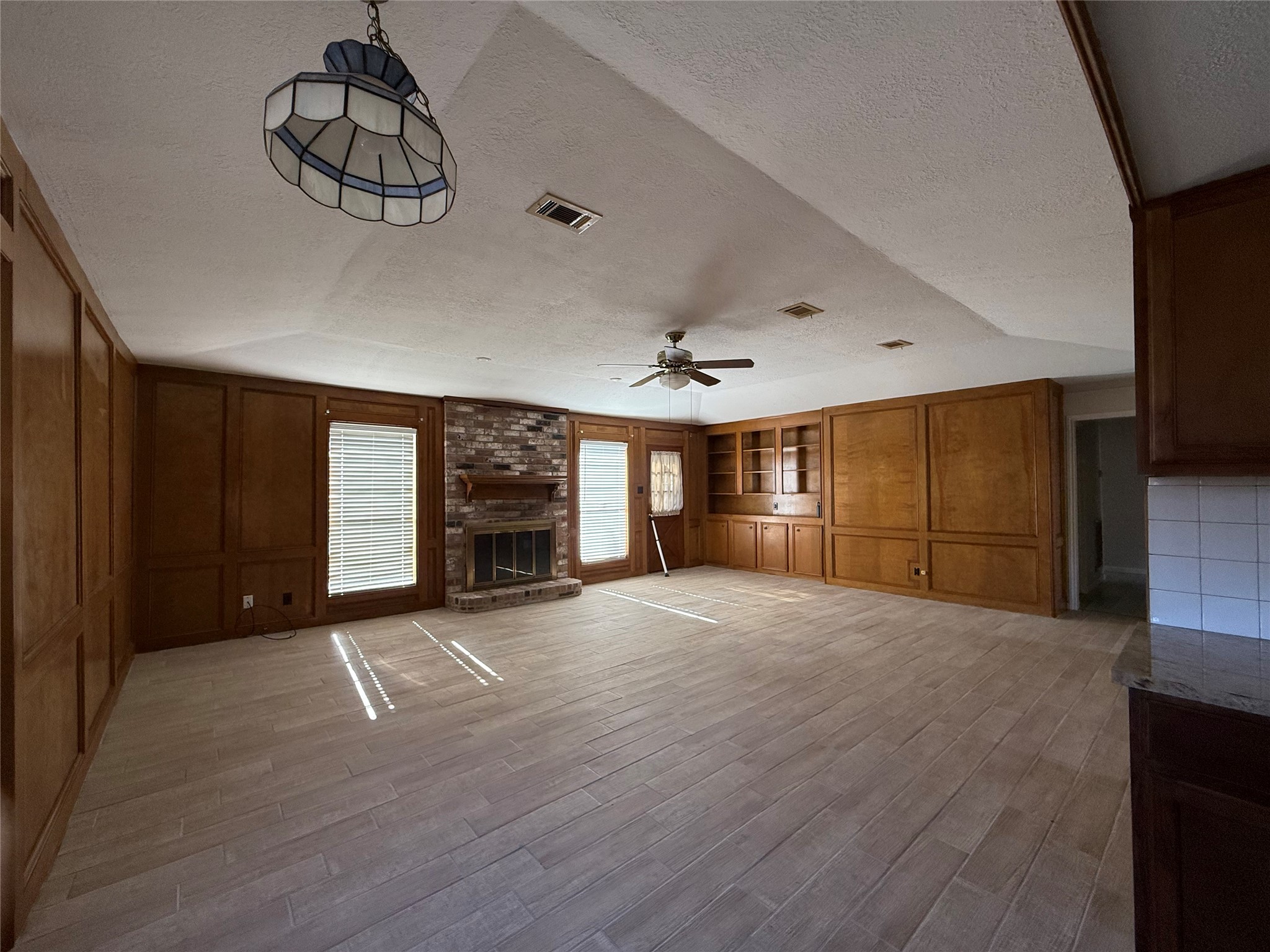 5506 Forest Timbers Drive Property Photo 10