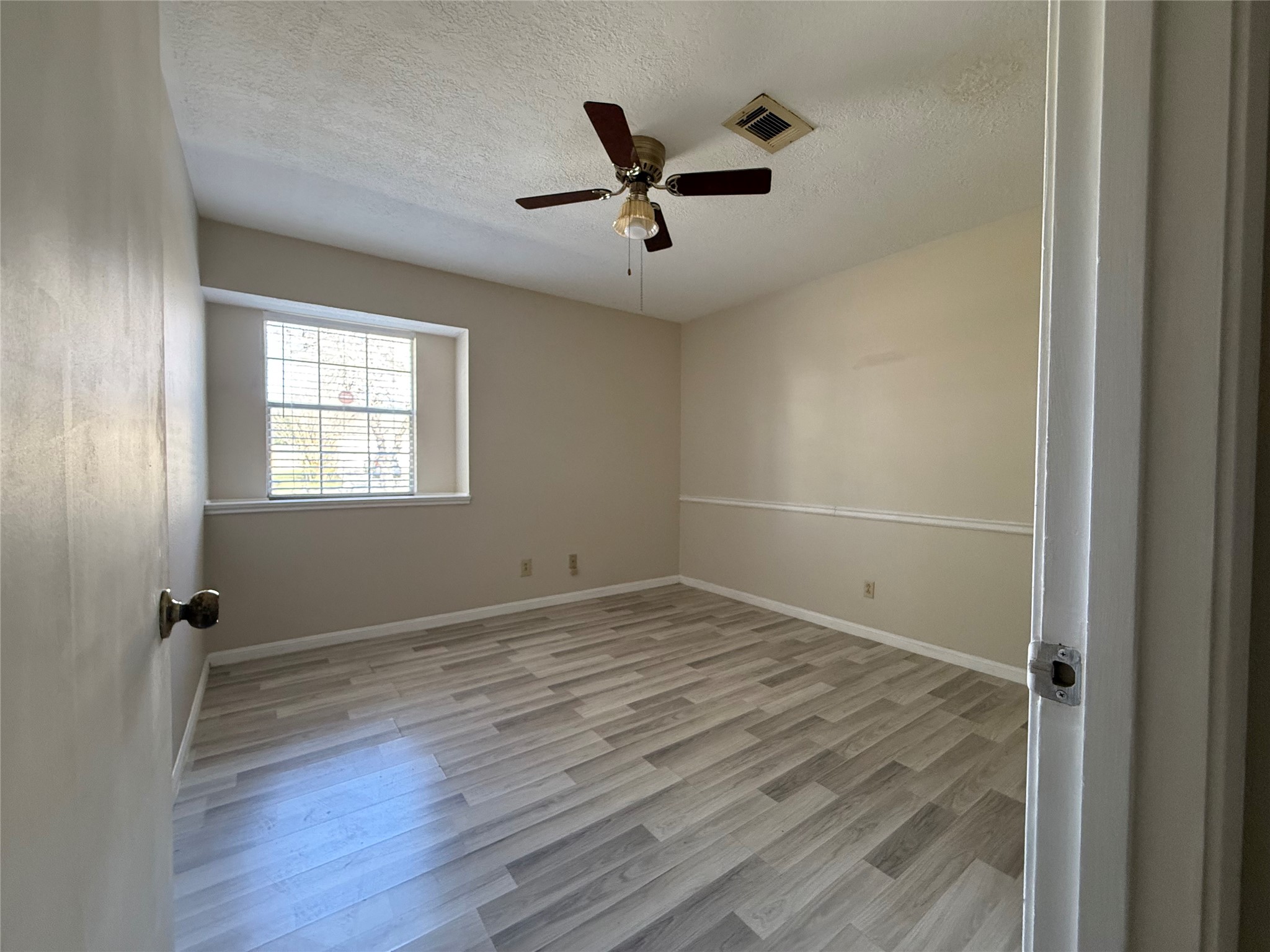 5506 Forest Timbers Drive Property Photo 11