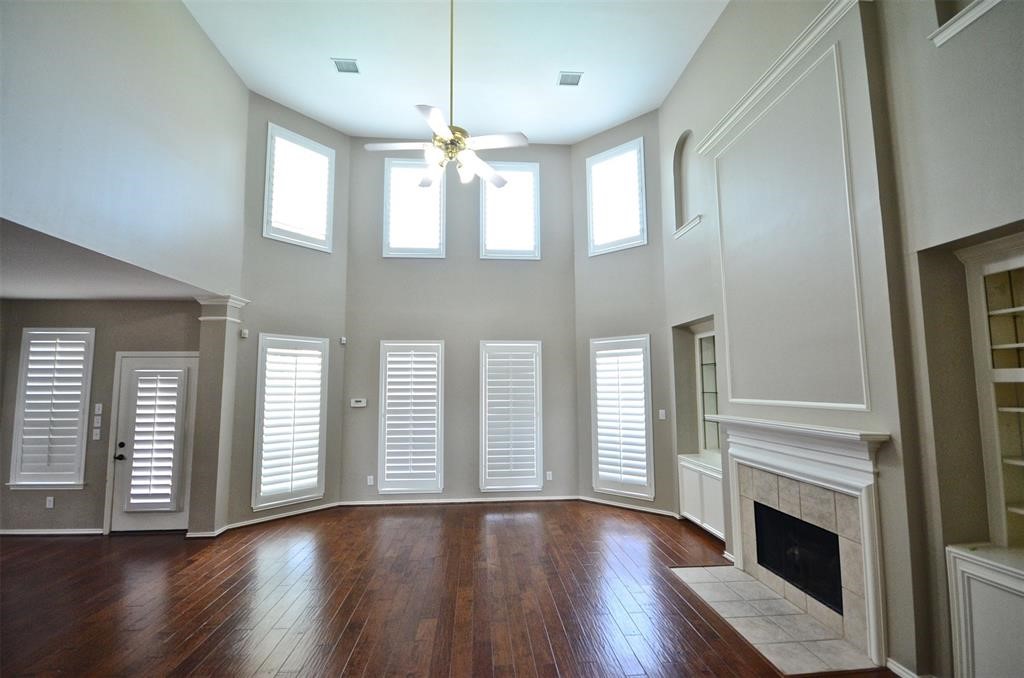 5802 Sage River Court Property Photo 9