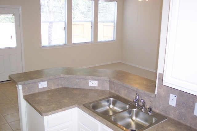135 Gallery Cove Court Property Photo 7