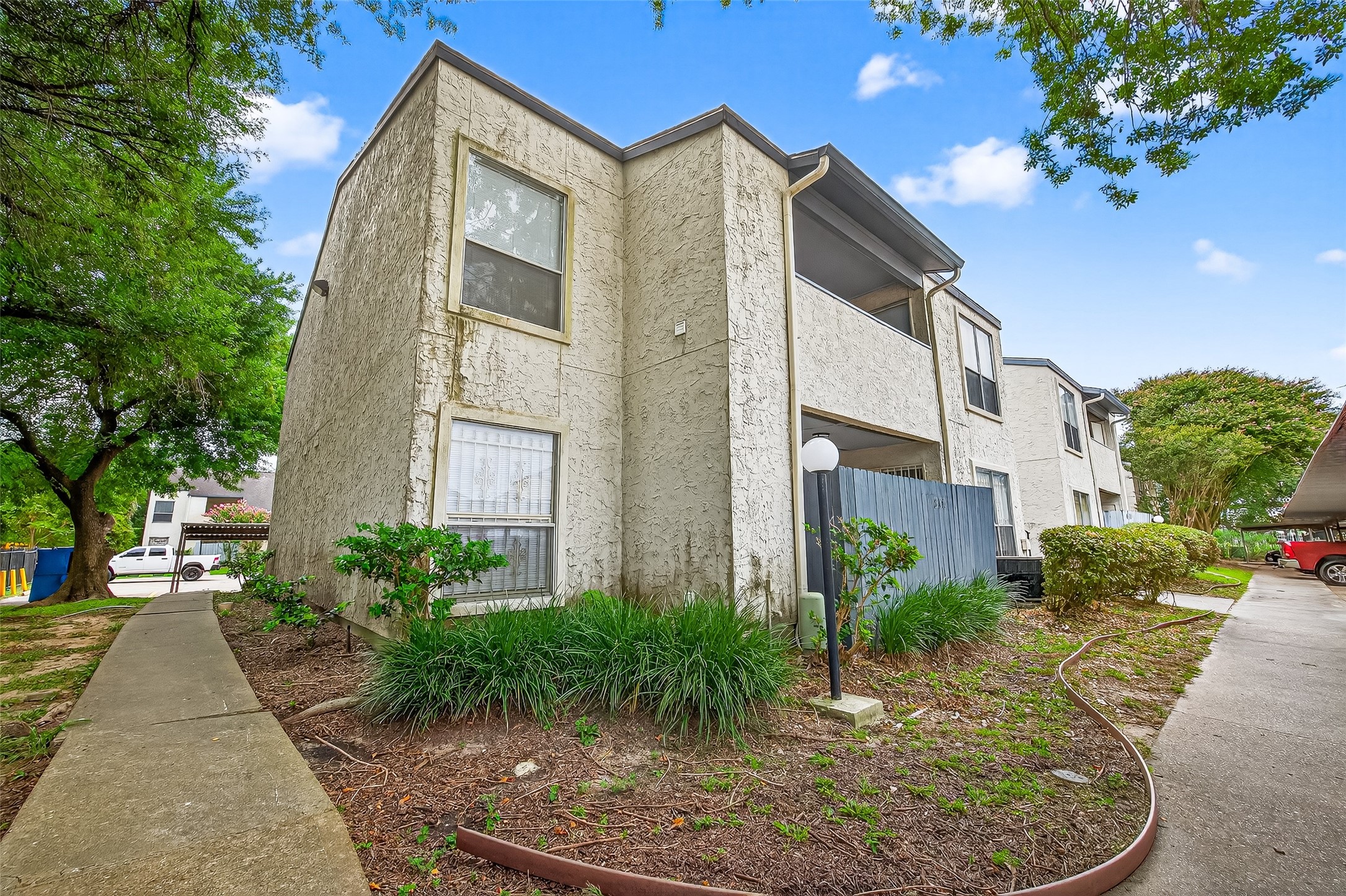 7313 Gulf Freeway 814 Property Photo 1