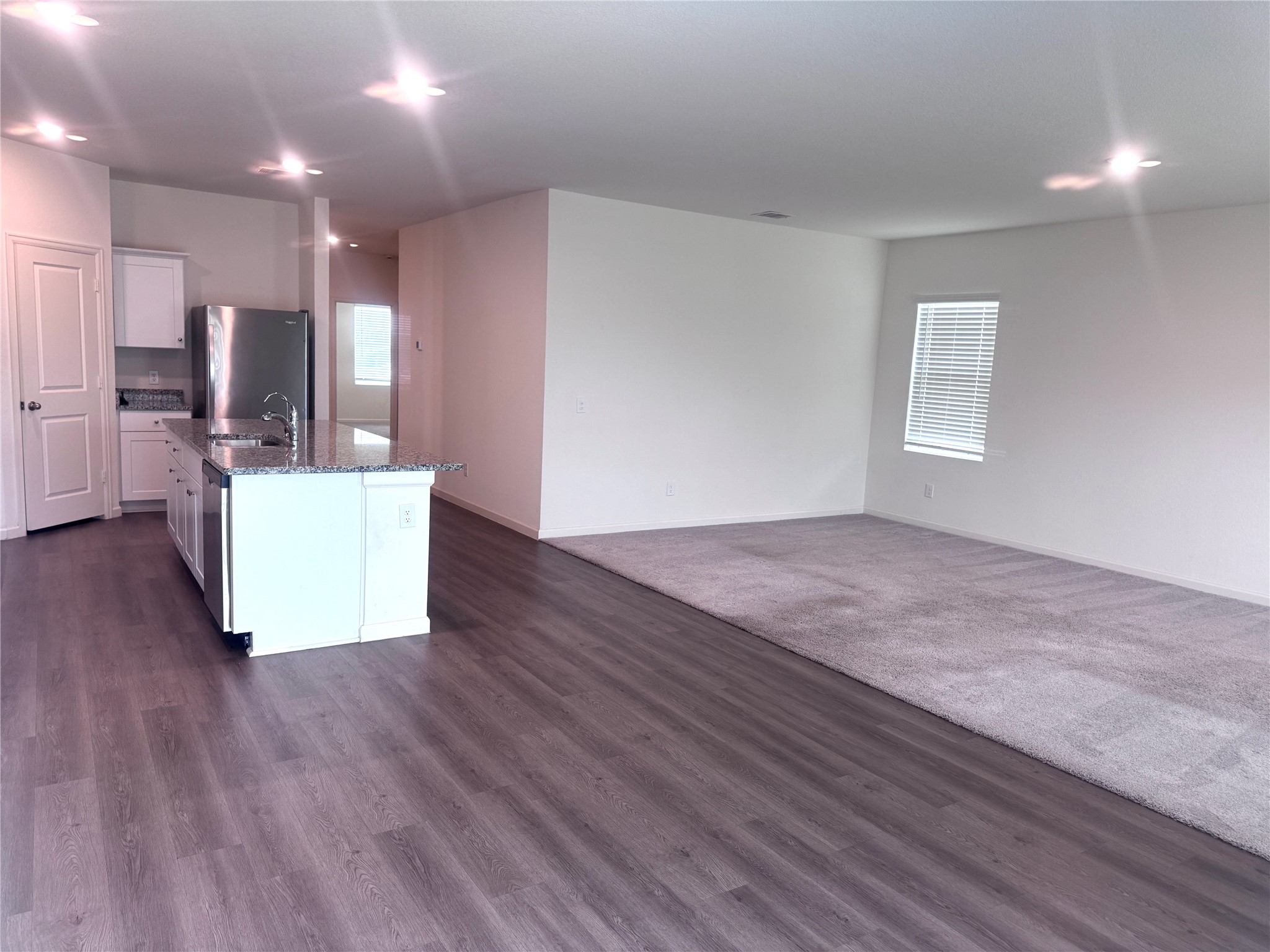 27310 Clear Breeze Drive Property Photo 7
