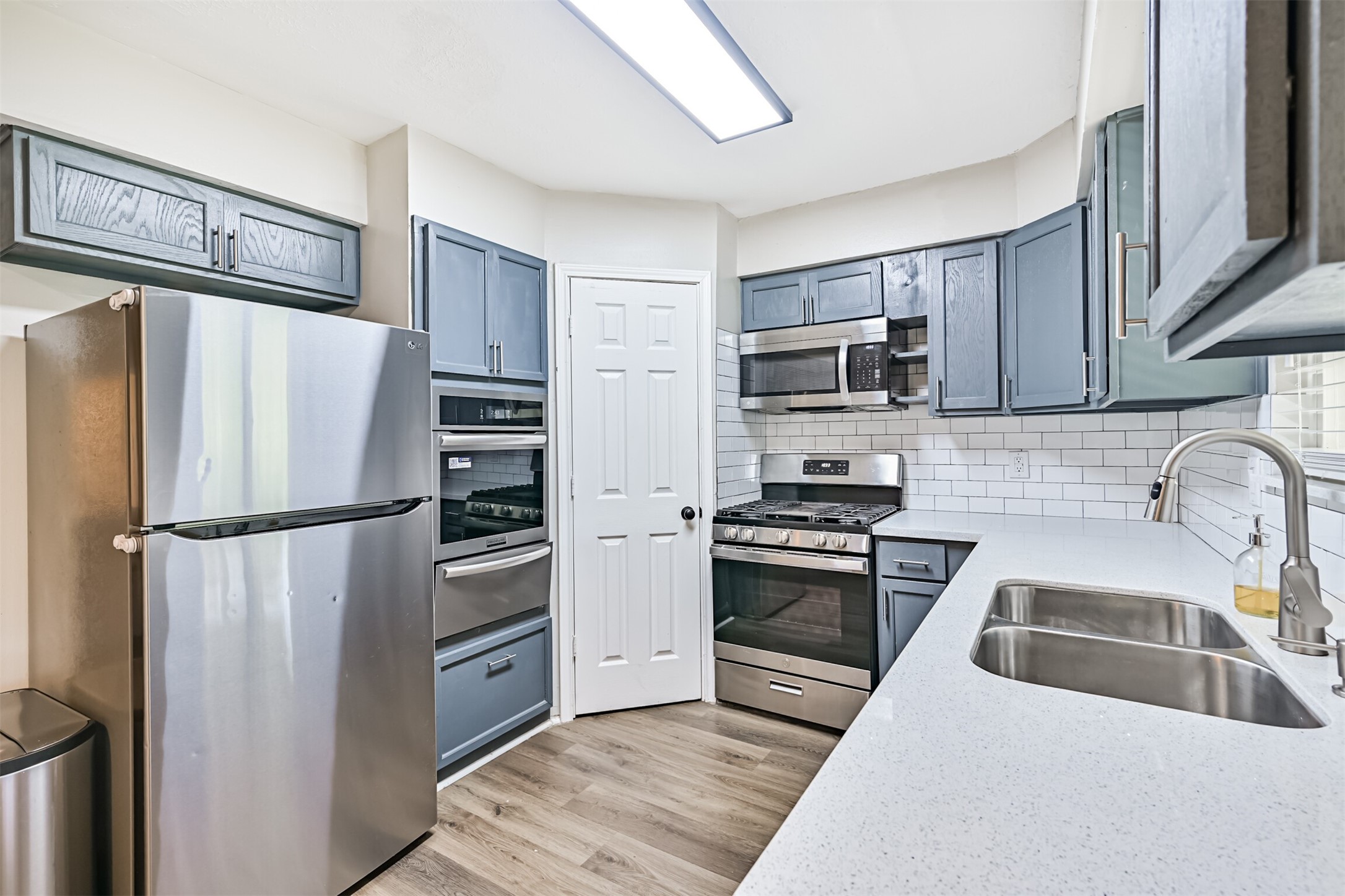 15711 Sea Liner Drive Property Photo 19