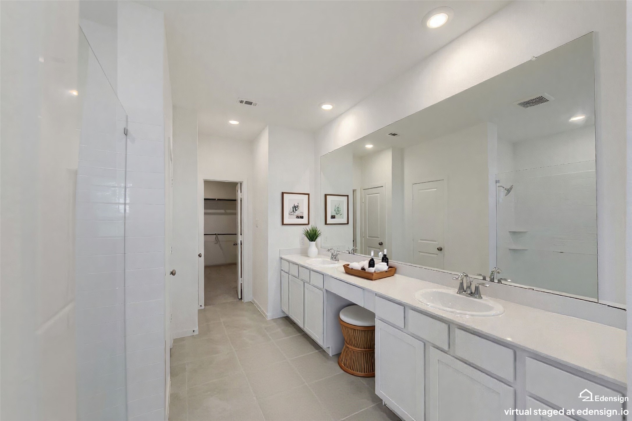 2435 Pear Blossom Lane Property Photo 14