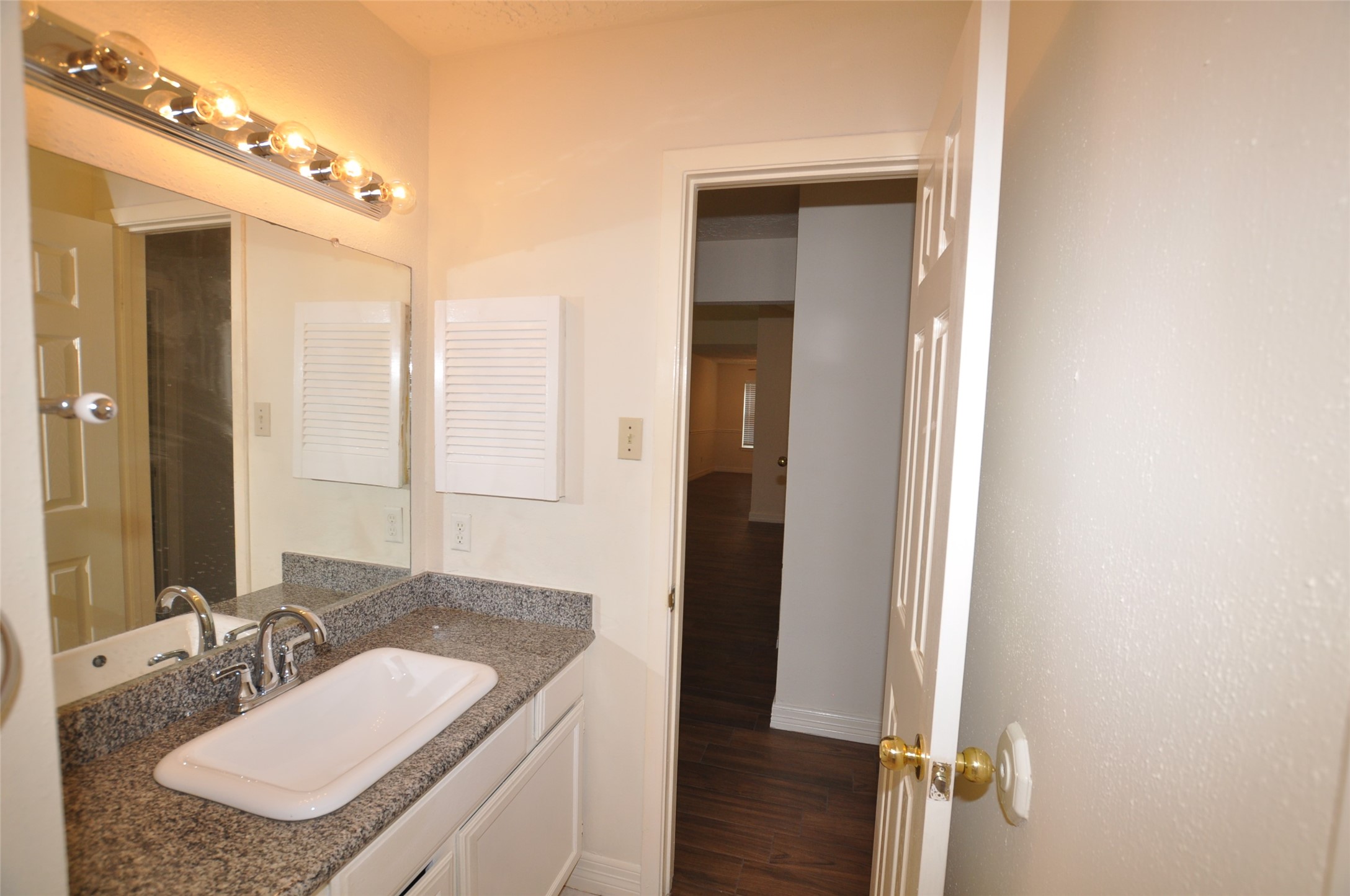 2706 Sunbird Drive Property Photo 14