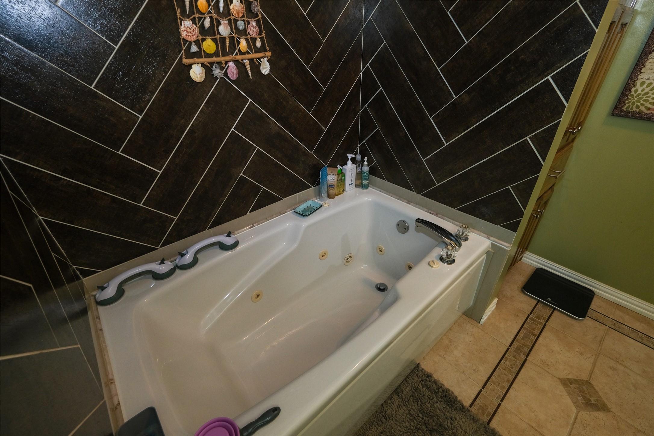 324 Juniper Street Property Photo 27
