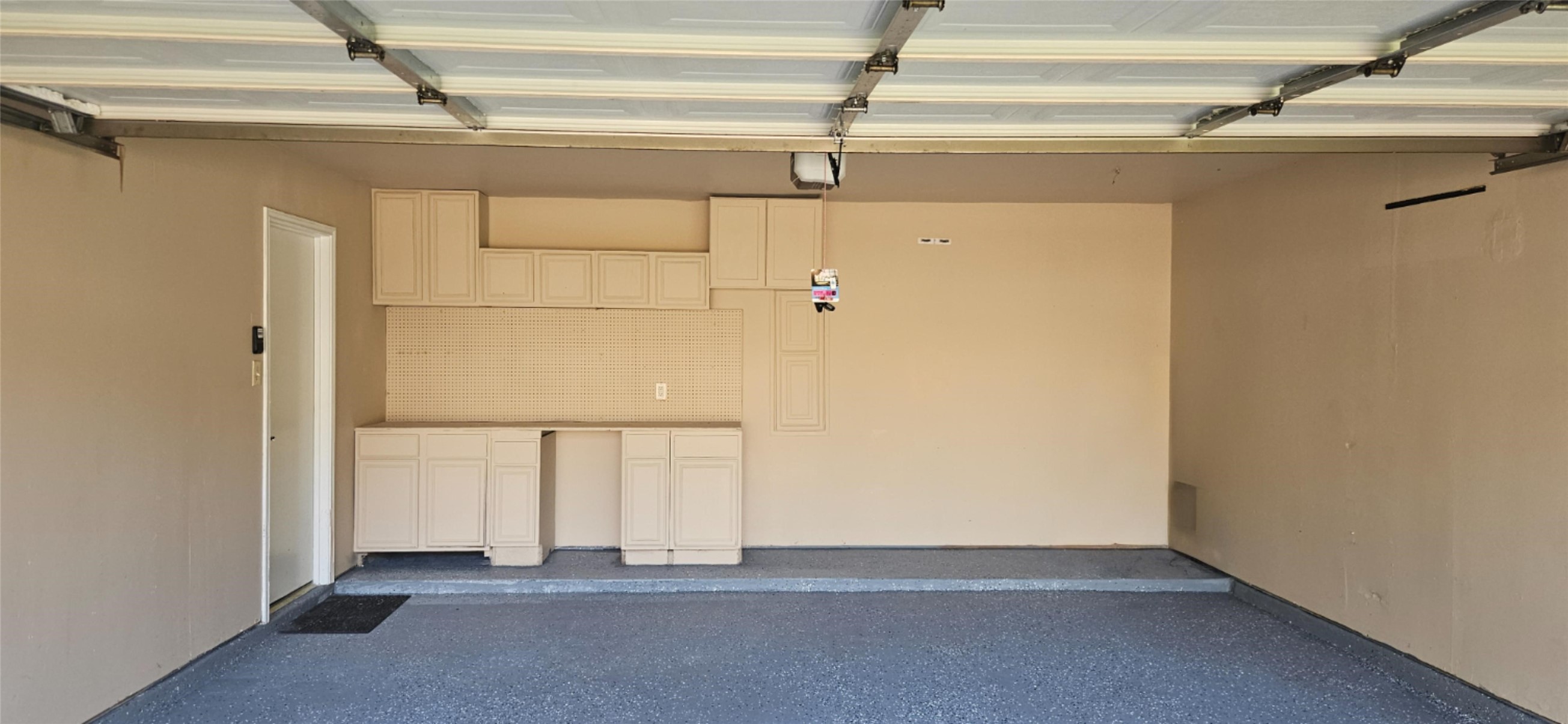 3103 Barkers Crossing Avenue Property Photo 3
