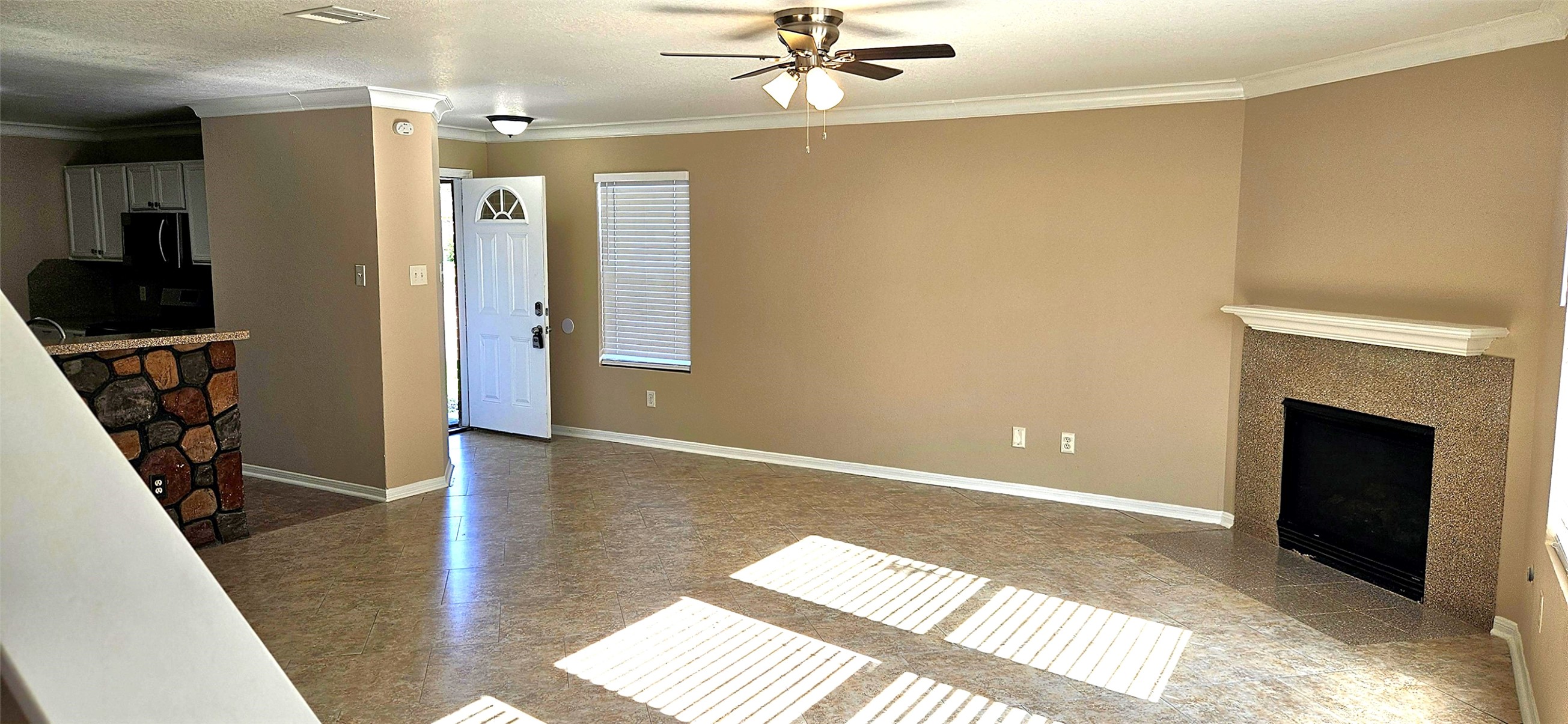 3103 Barkers Crossing Avenue Property Photo 7