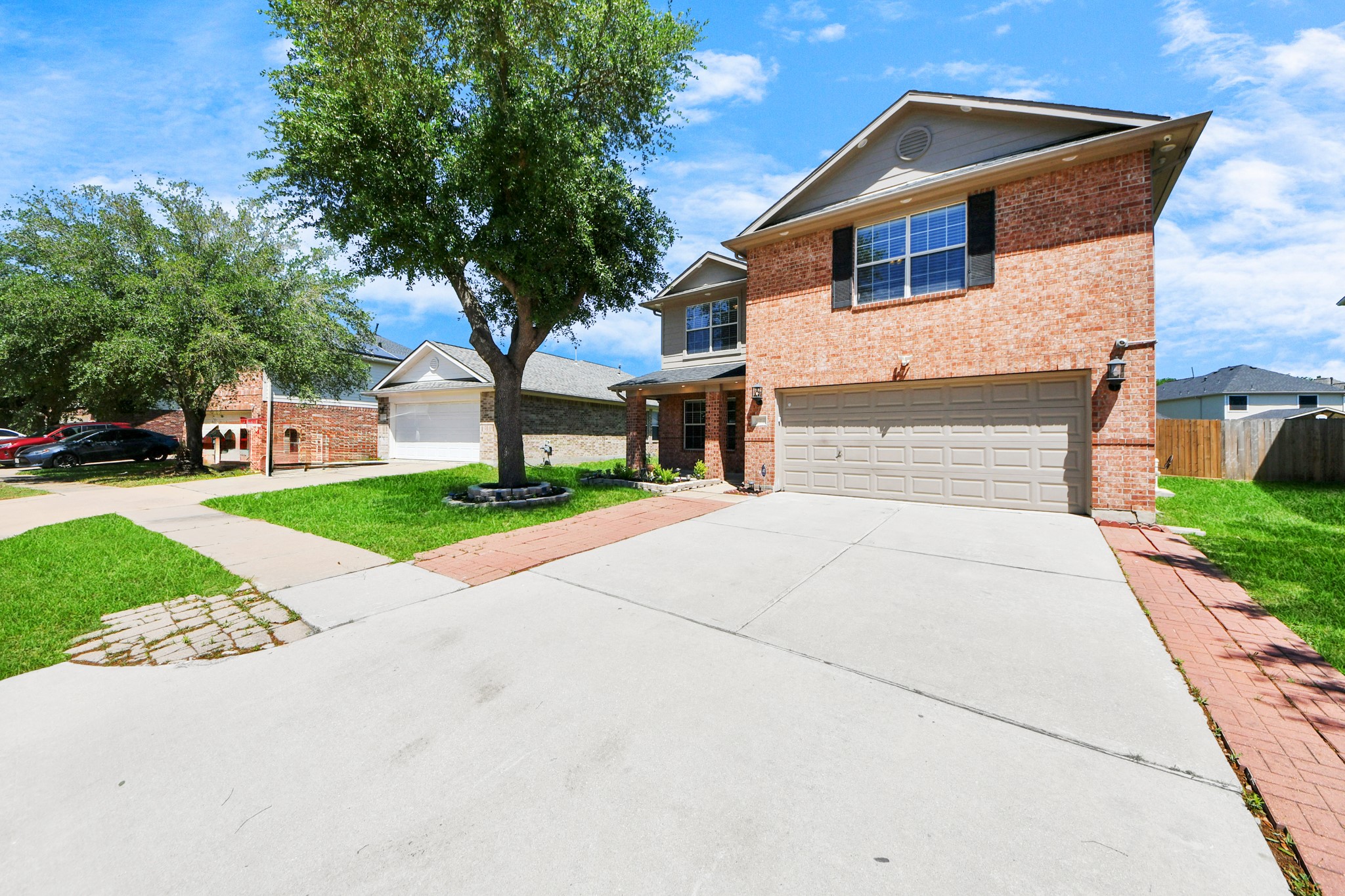 20710 Mossy Hill Lane Property Photo 1