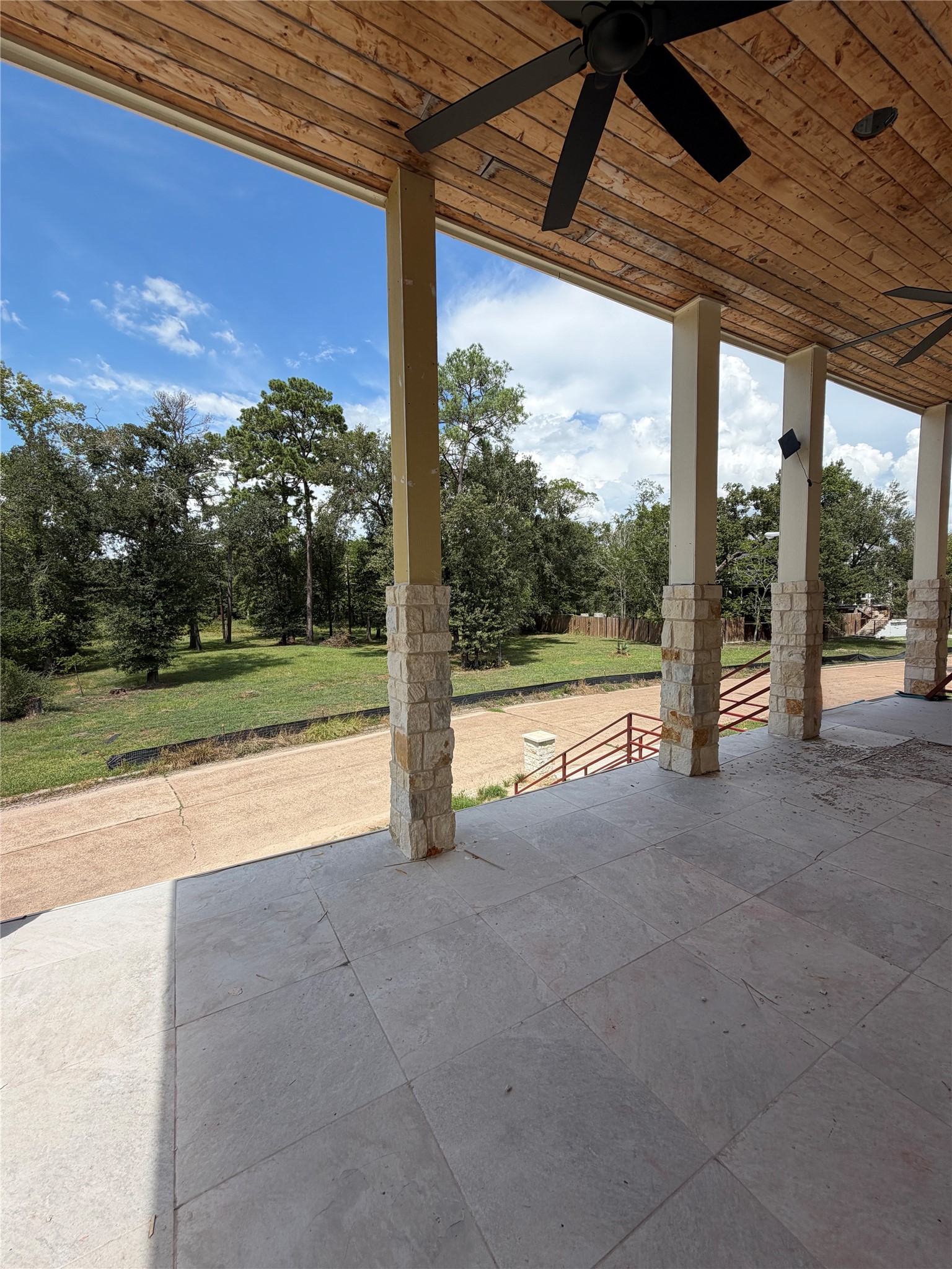 12515 Texas Army Trail Property Photo 8