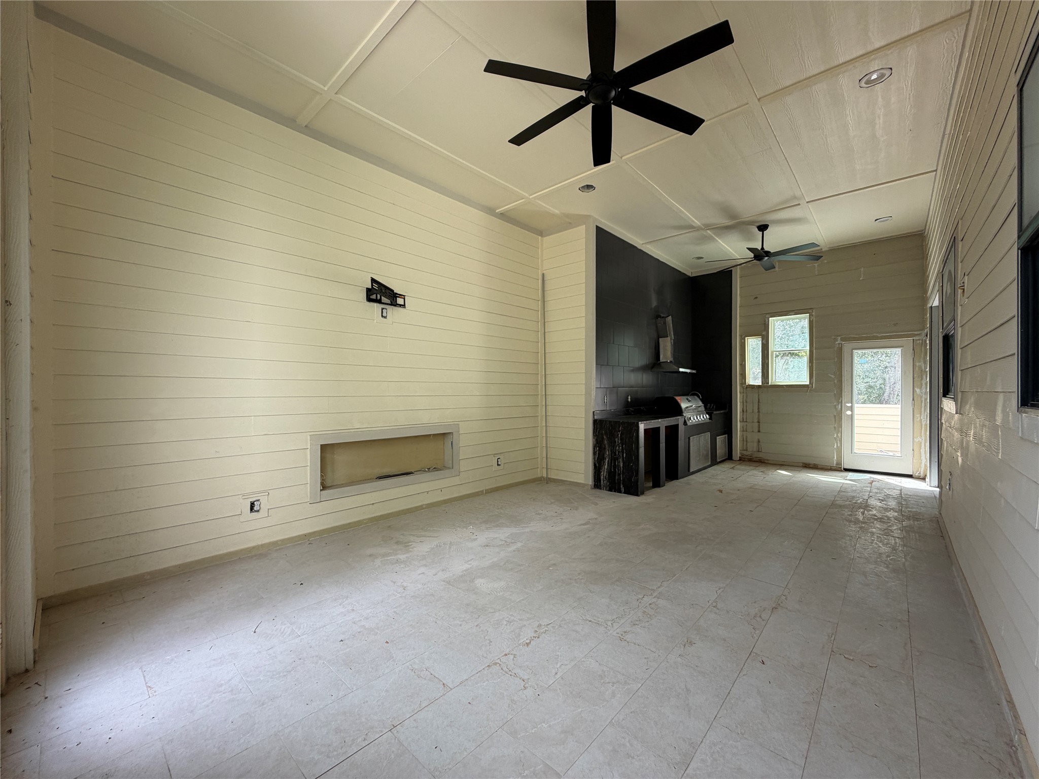 12515 Texas Army Trail Property Photo 18