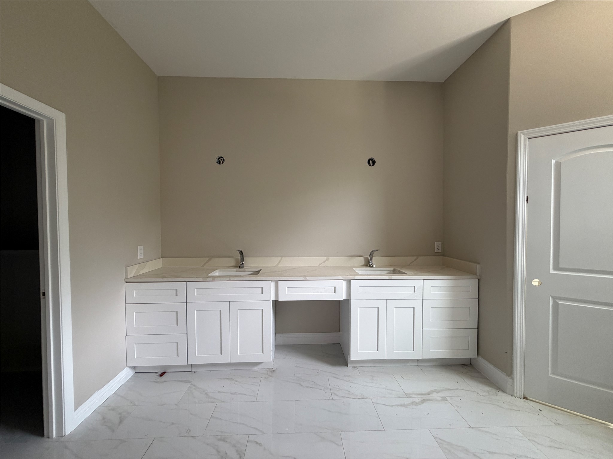 12515 Texas Army Trail Property Photo 31