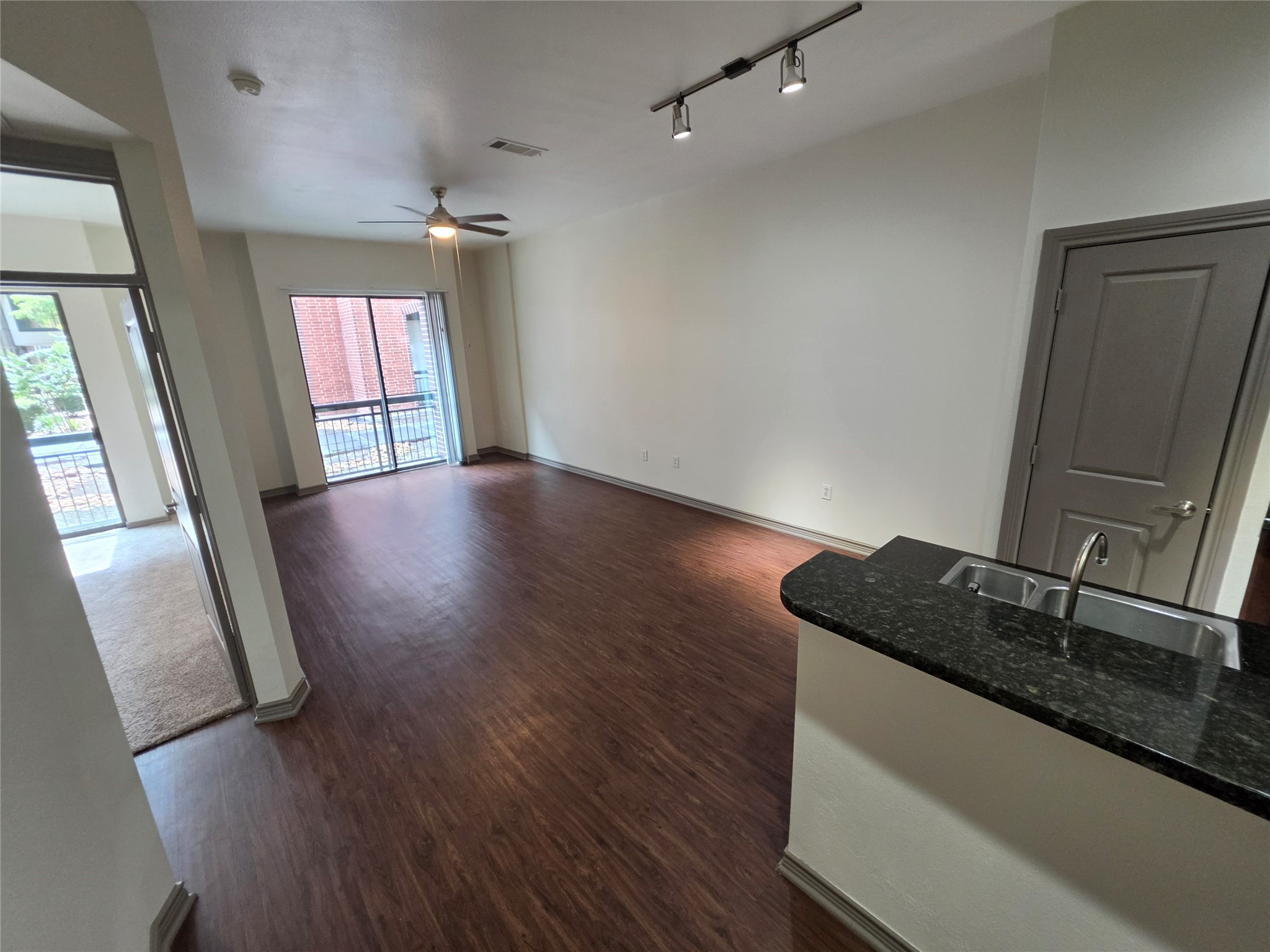 3616 Richmond 2112 Property Photo 4