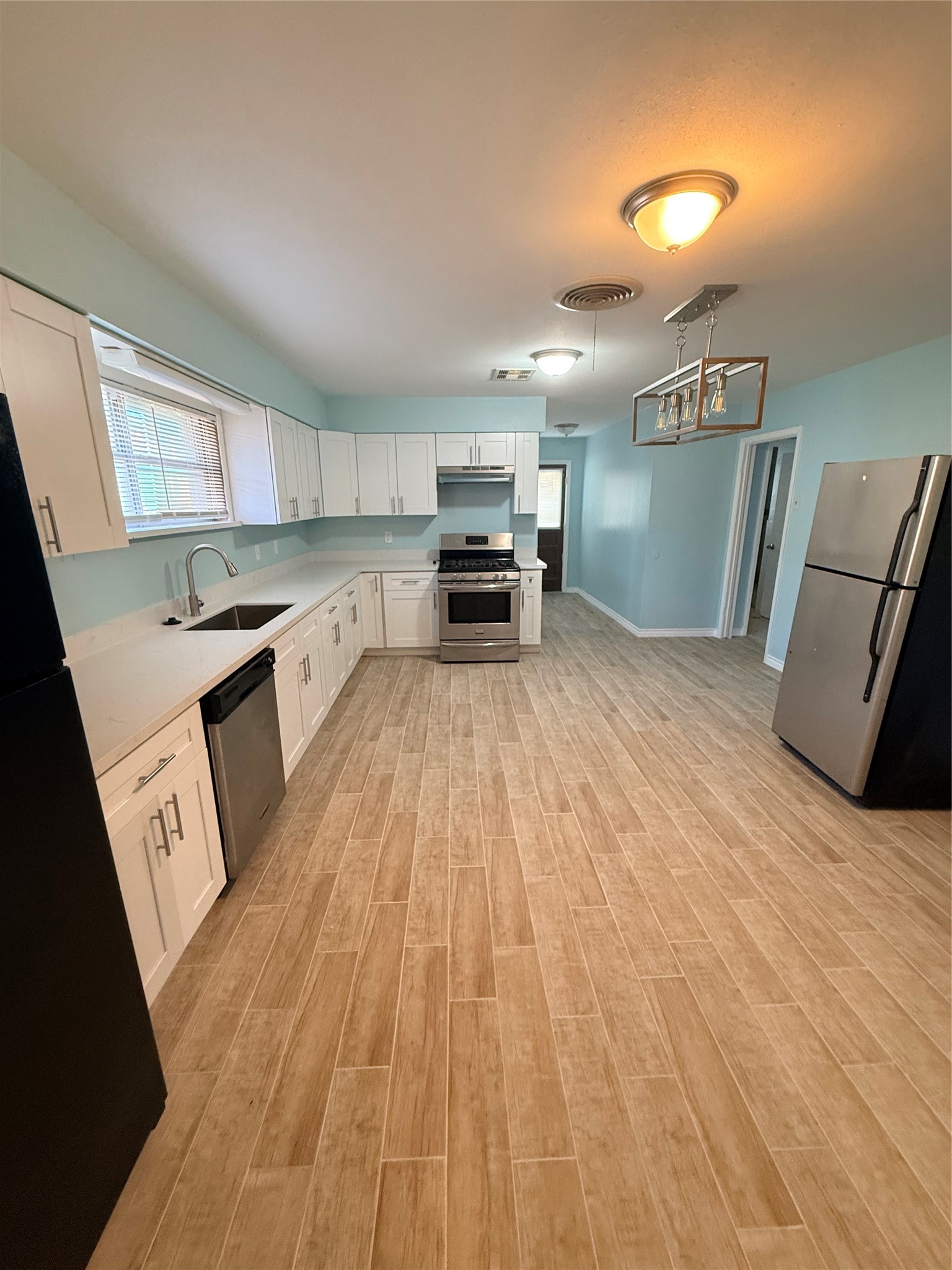 5107 Avenue Q Property Photo 5