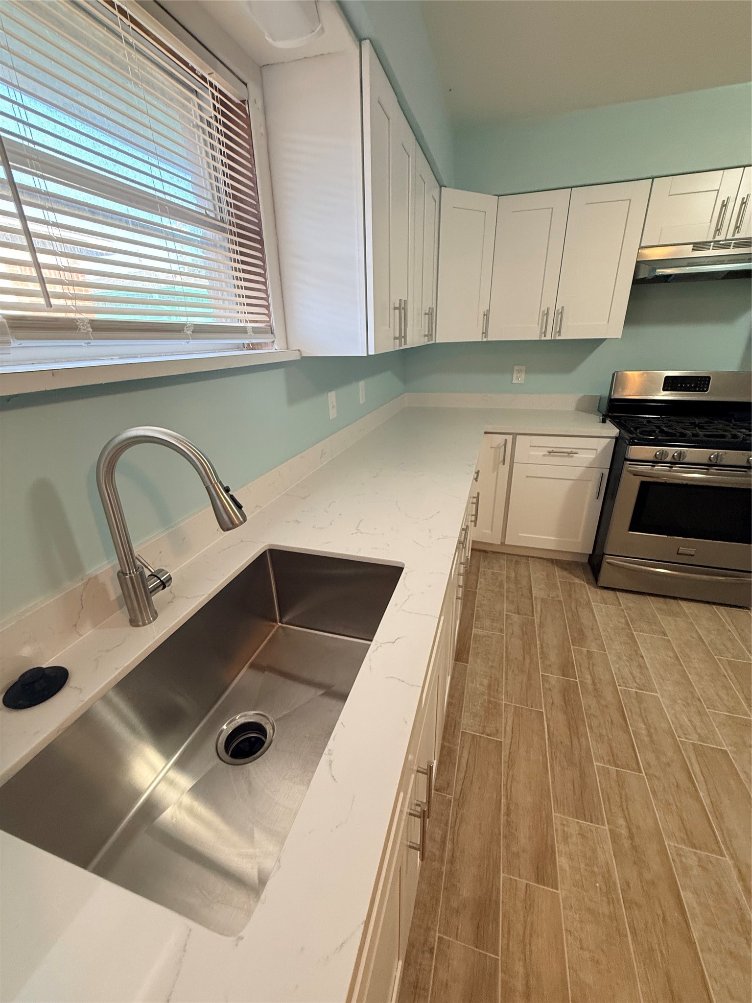 5107 Avenue Q Property Photo 10