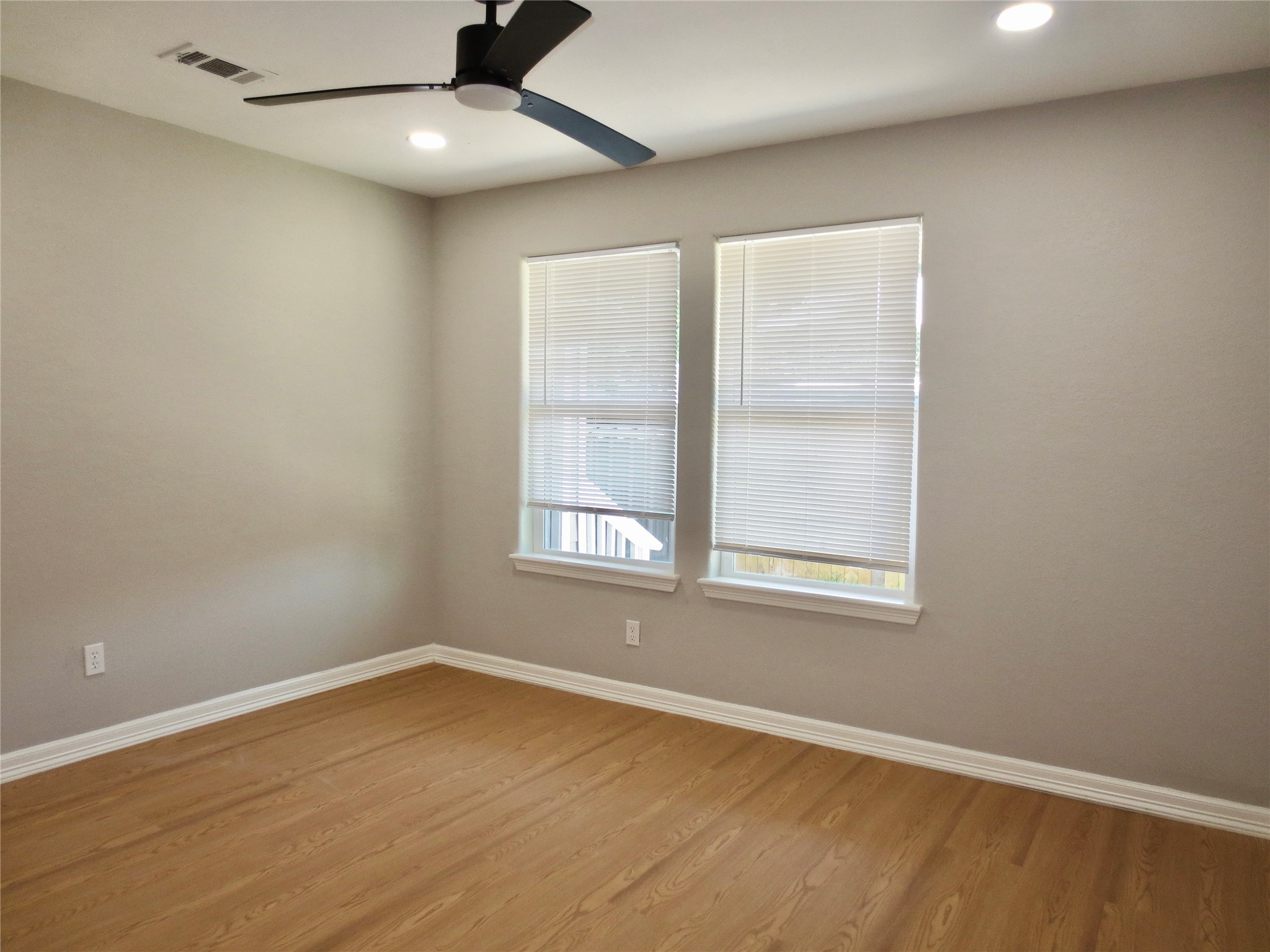 2722 Parker Road B Property Photo 8