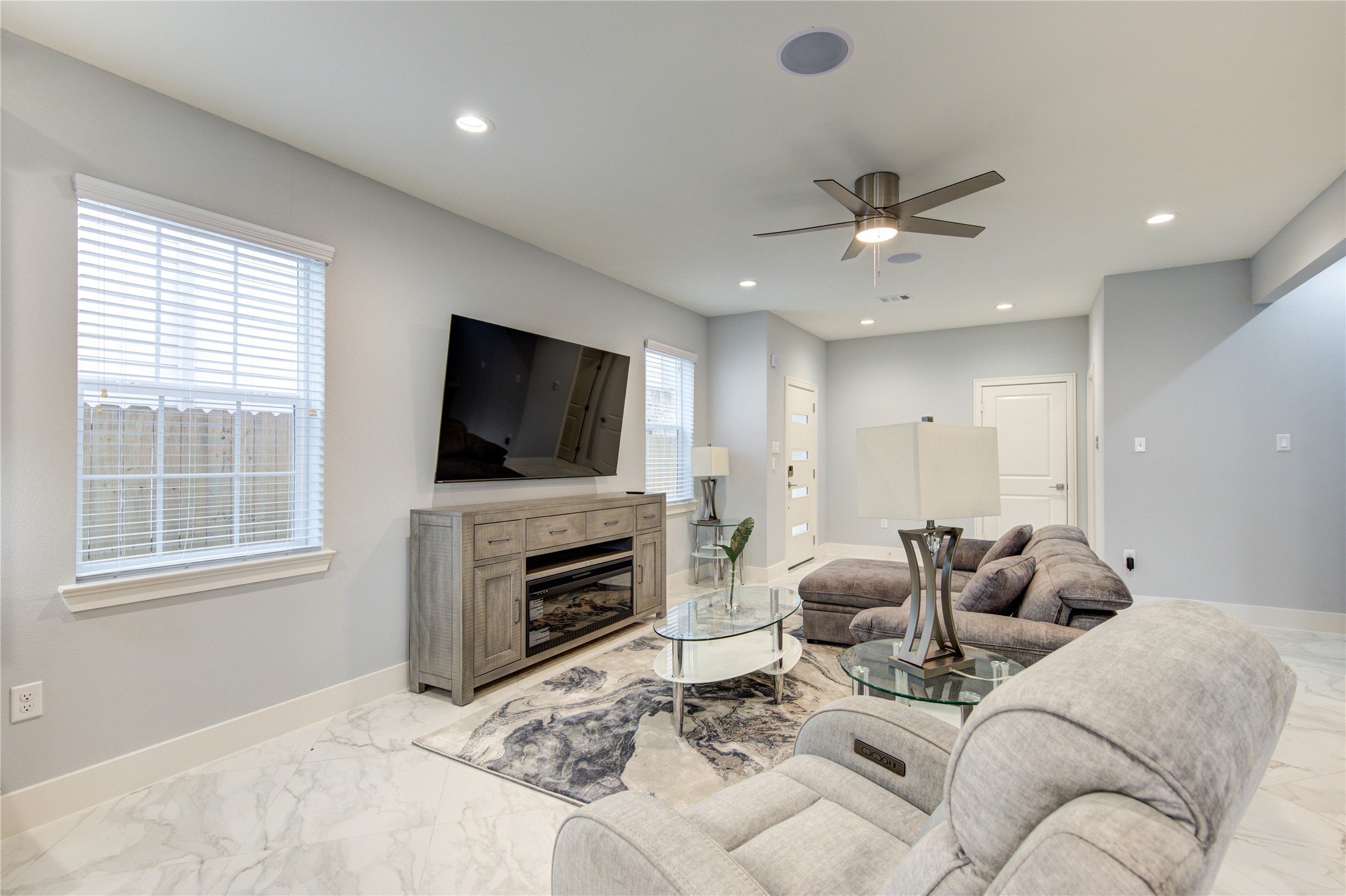 10021 Alfred Lane B Property Photo 15