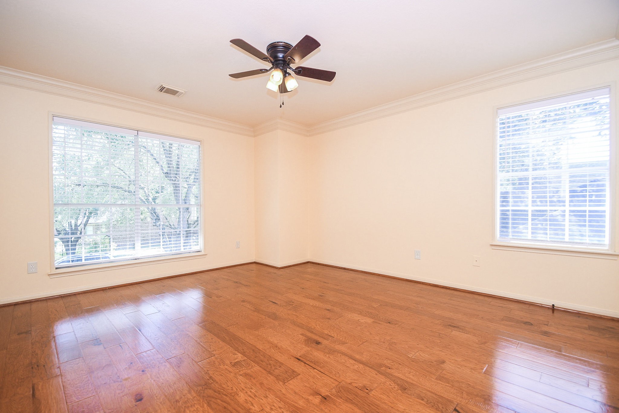 1014 Mahogany Run Drive Property Photo 10