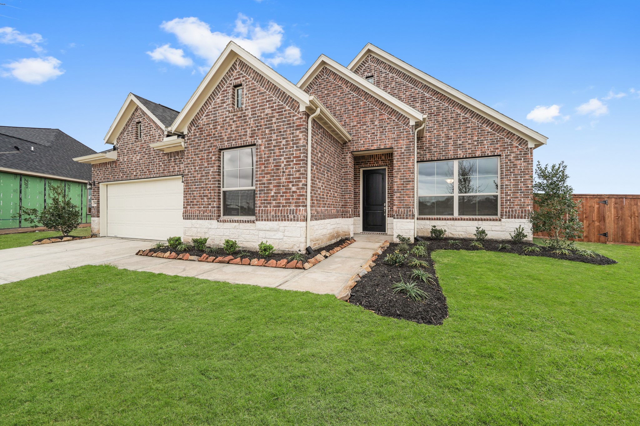 5602 Caracara Street Property Photo 1