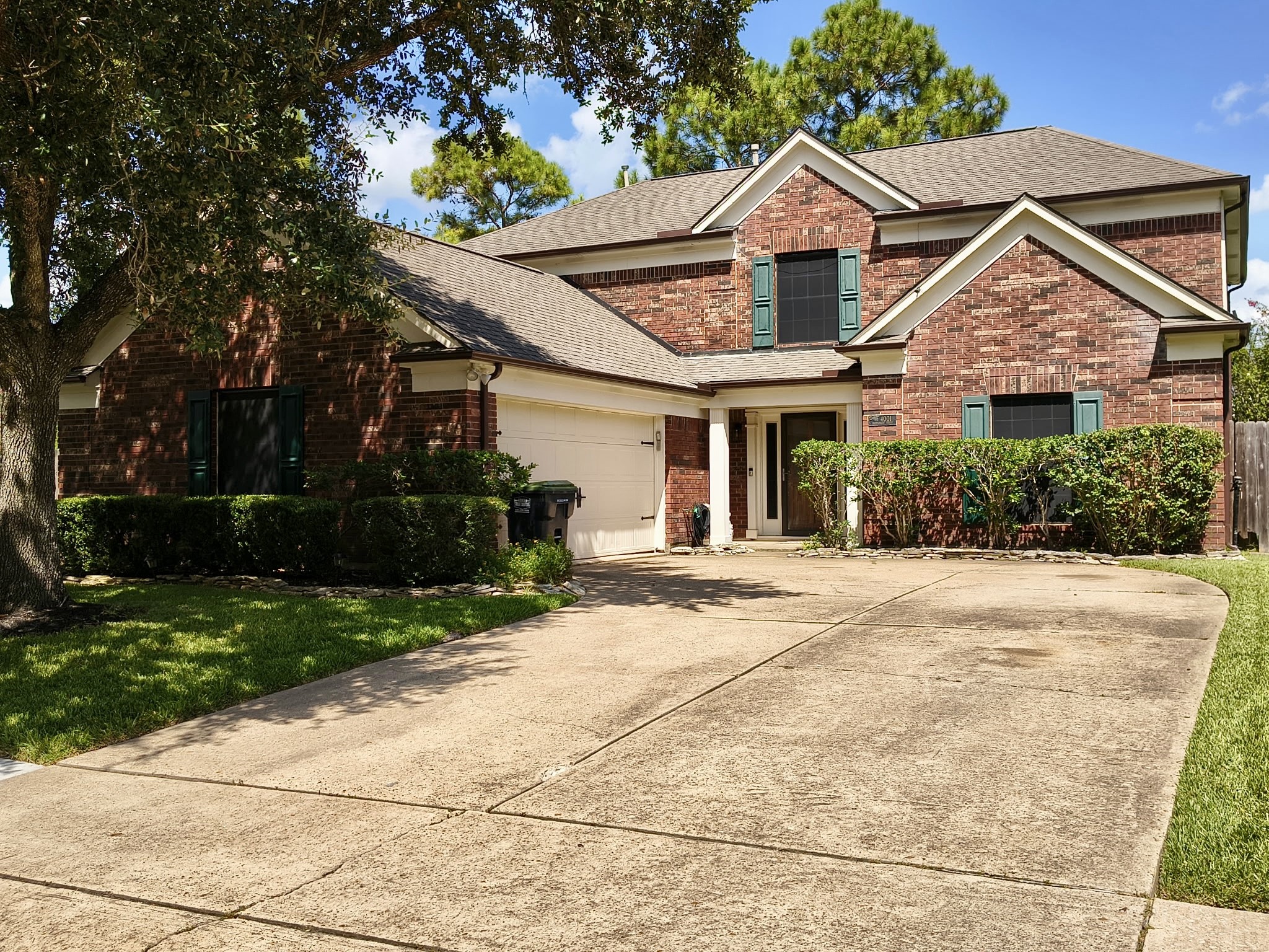 4001 Hazelwood Drive Property Photo 1