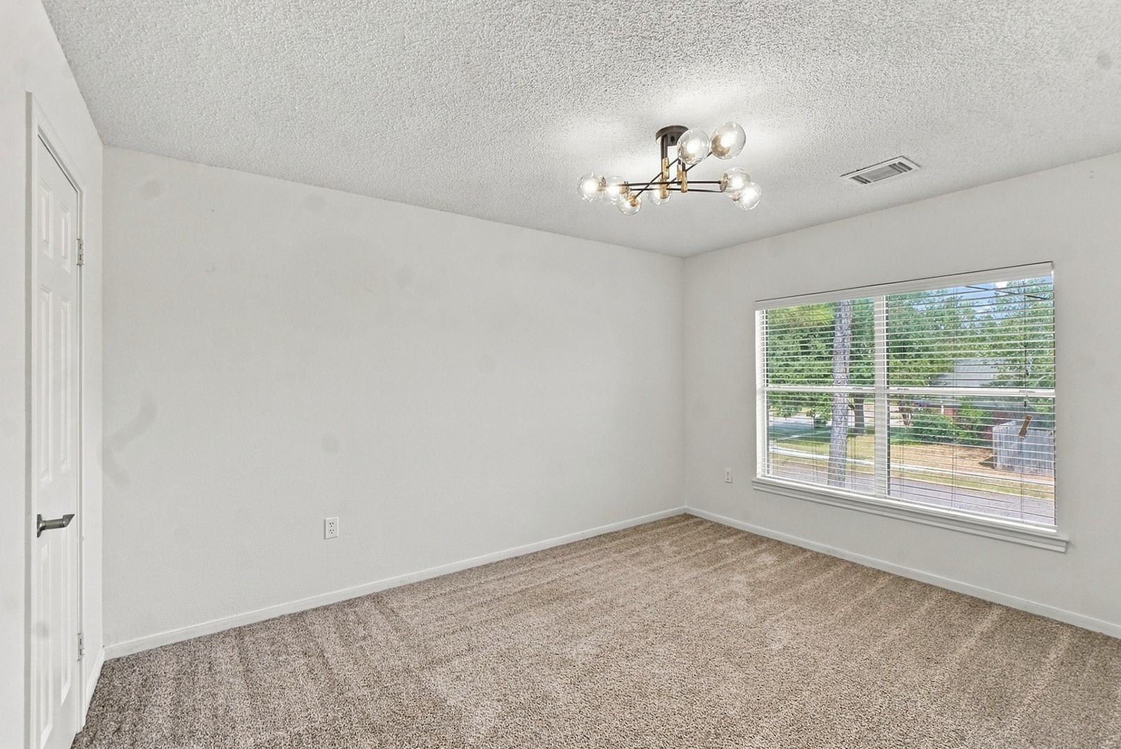 4001 Hazelwood Drive Property Photo 29