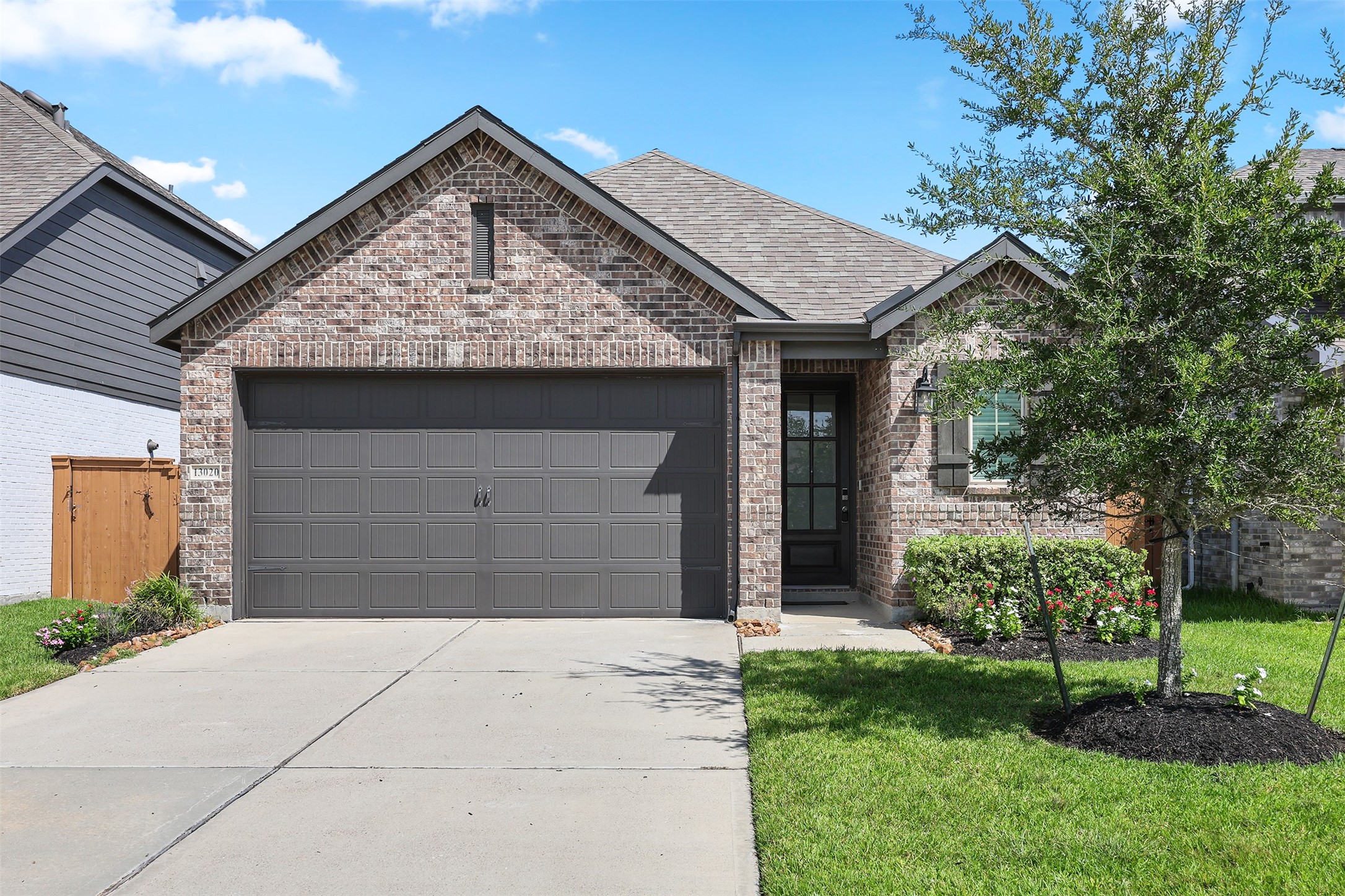 13020 Cobalt Cove Court Property Photo 2