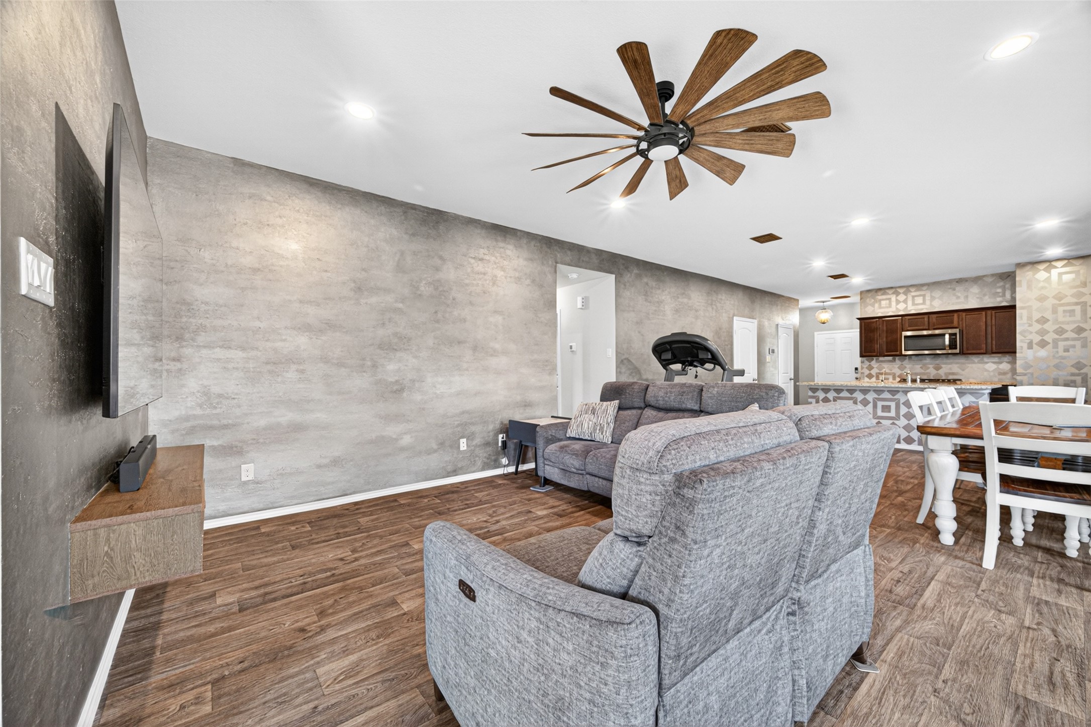 40347 Blossom Valley Lane Property Photo 14
