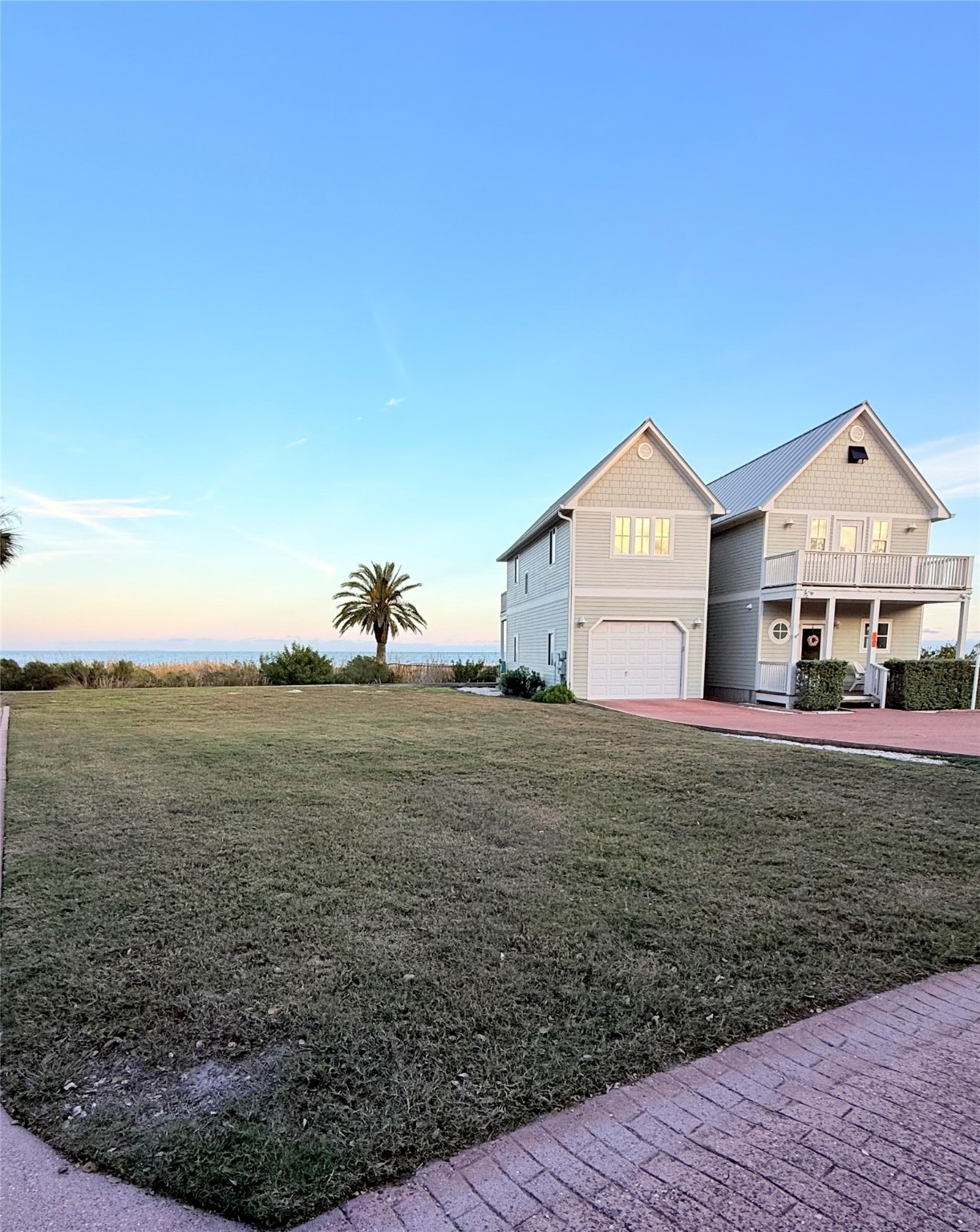 18 Old Cottage Beach Drive Property Photo 3