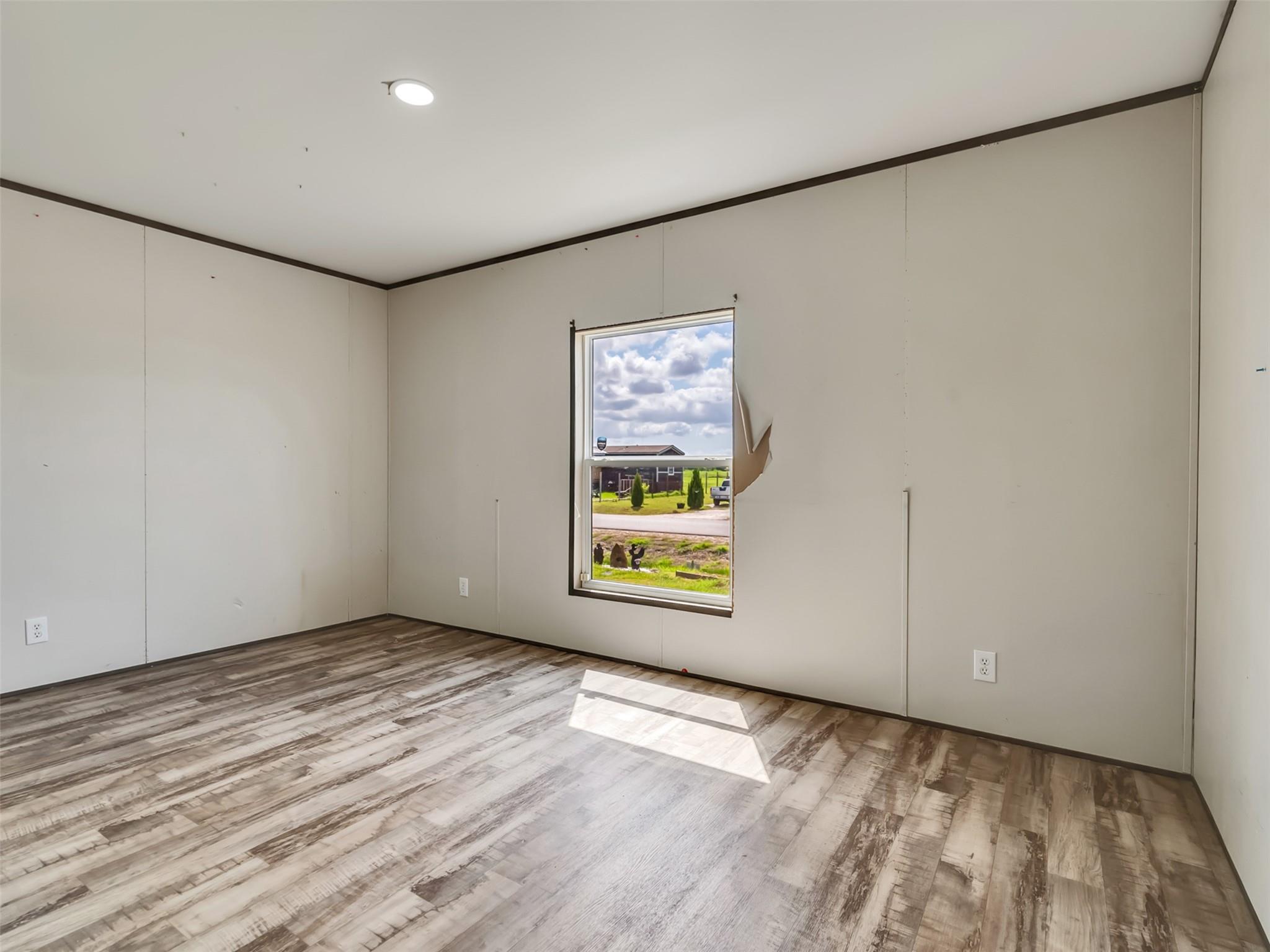 8802 Los Robles Avenue Property Photo 17