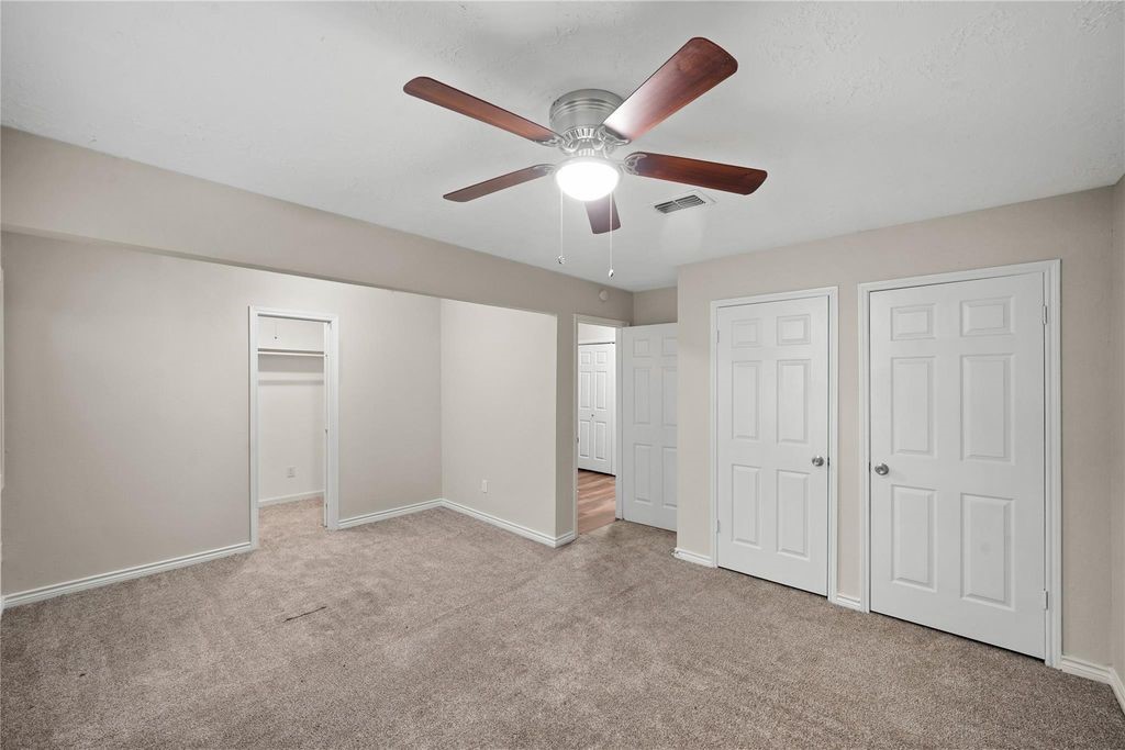 1606 Stone Lake Drive Property Photo 13