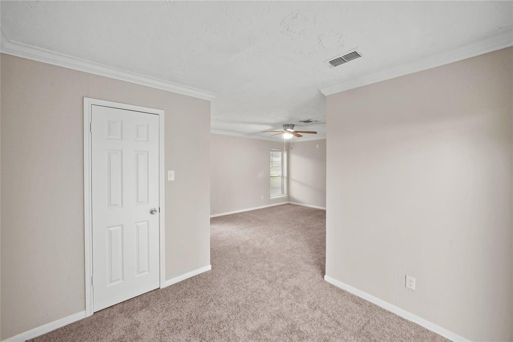 1606 Stone Lake Drive Property Photo 21