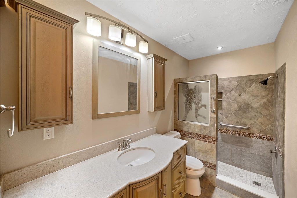 1606 Stone Lake Drive Property Photo 23