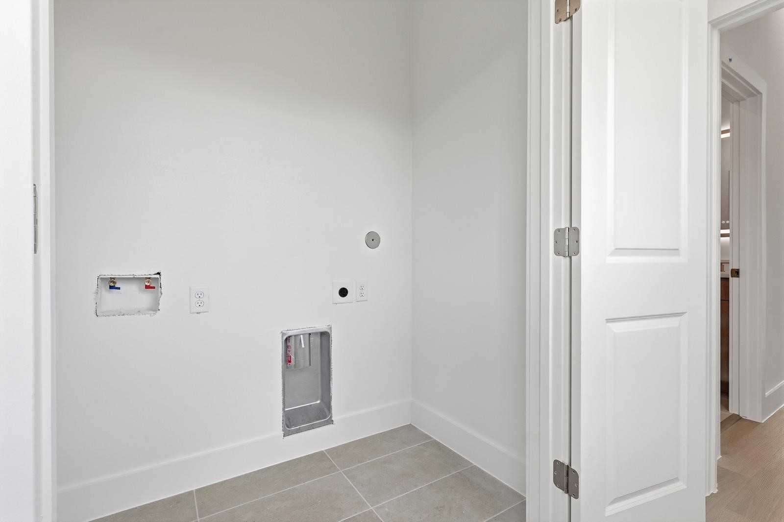 1027 Junell Street Property Photo 11