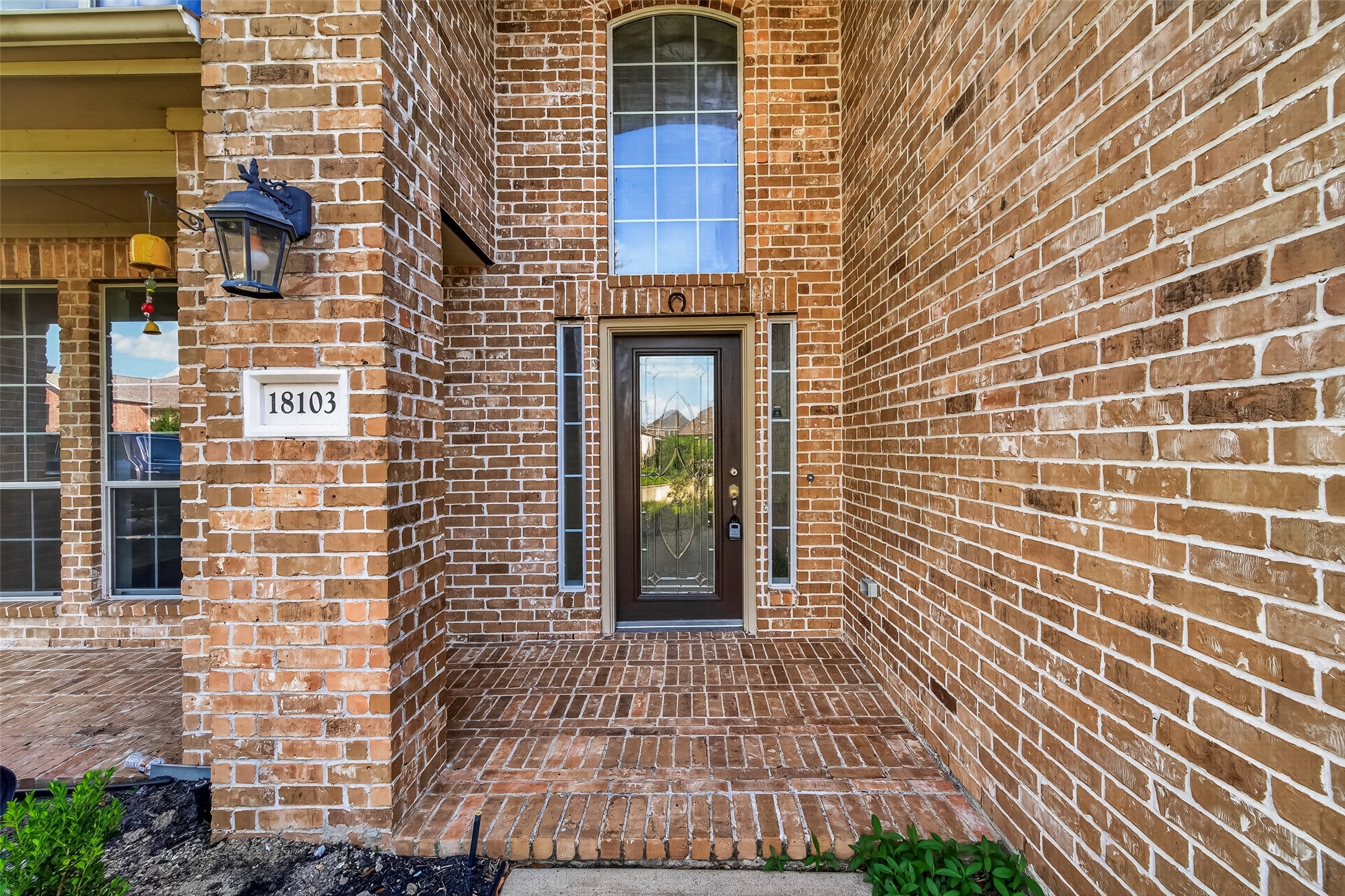 18103 Blues Point Drive Property Photo 5