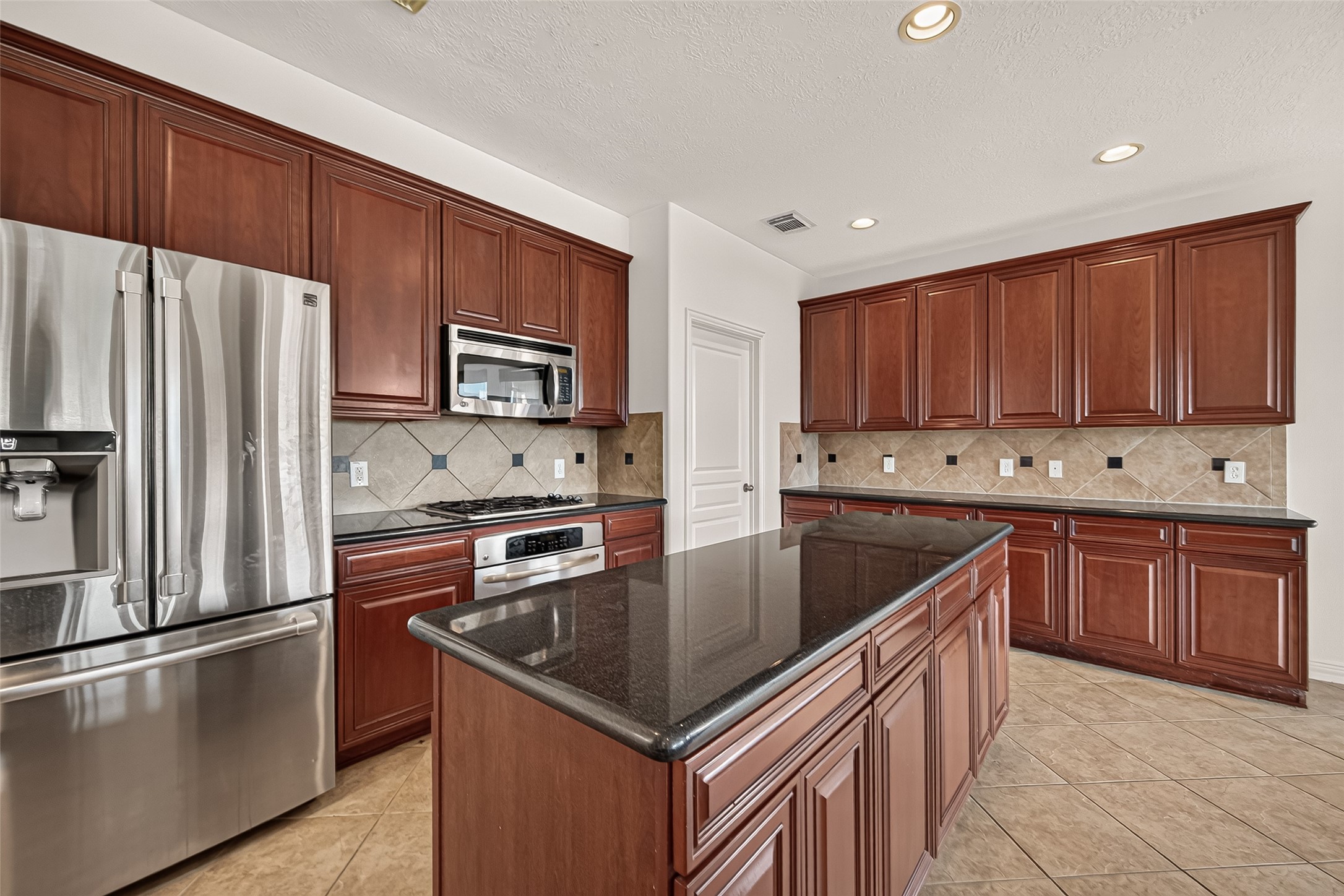 18103 Blues Point Drive Property Photo 18
