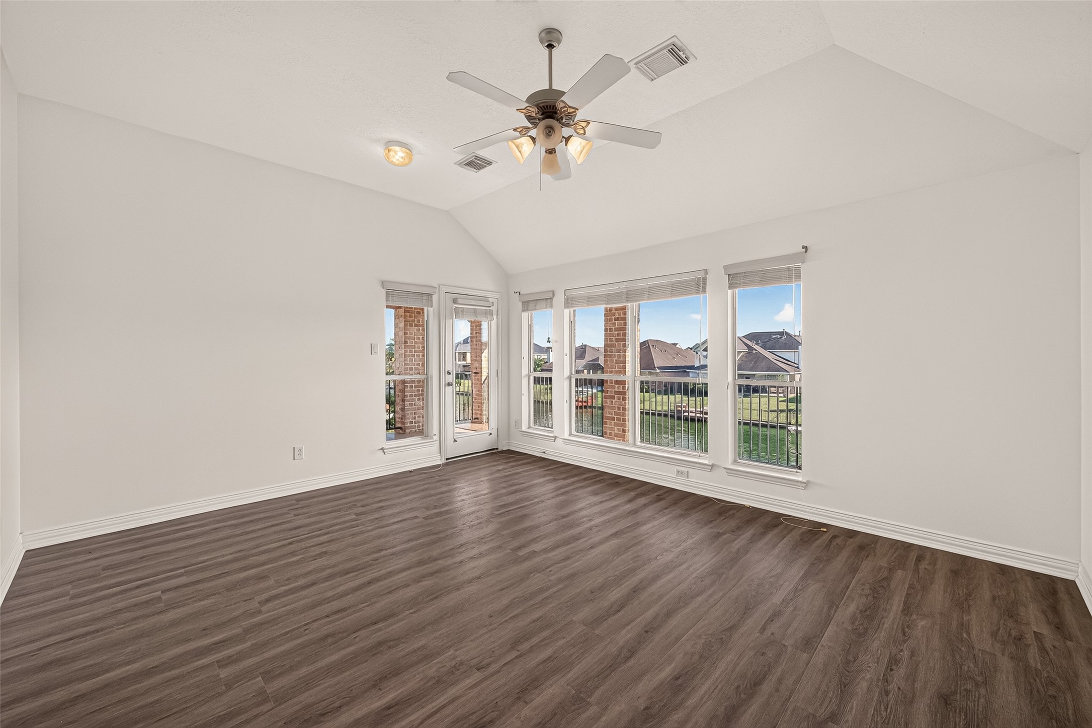 18103 Blues Point Drive Property Photo 27