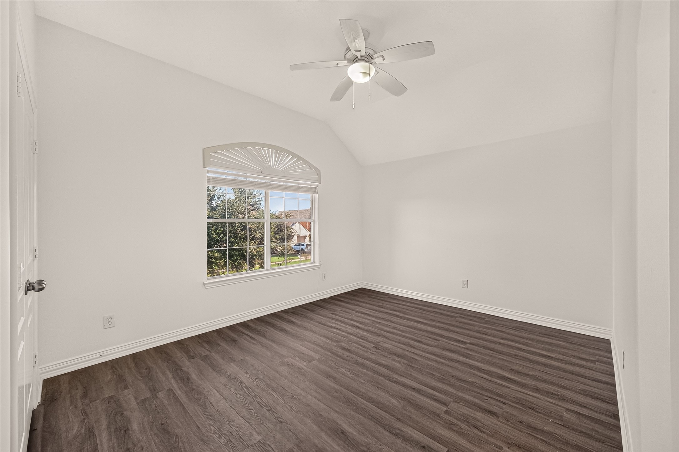 18103 Blues Point Drive Property Photo 38