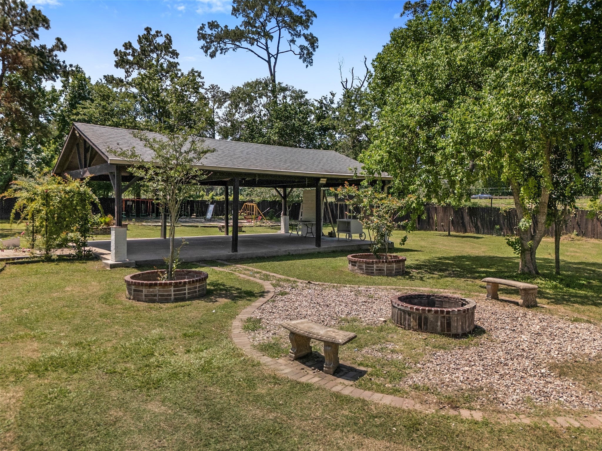 1302 Cherry Ln Property Photo 26