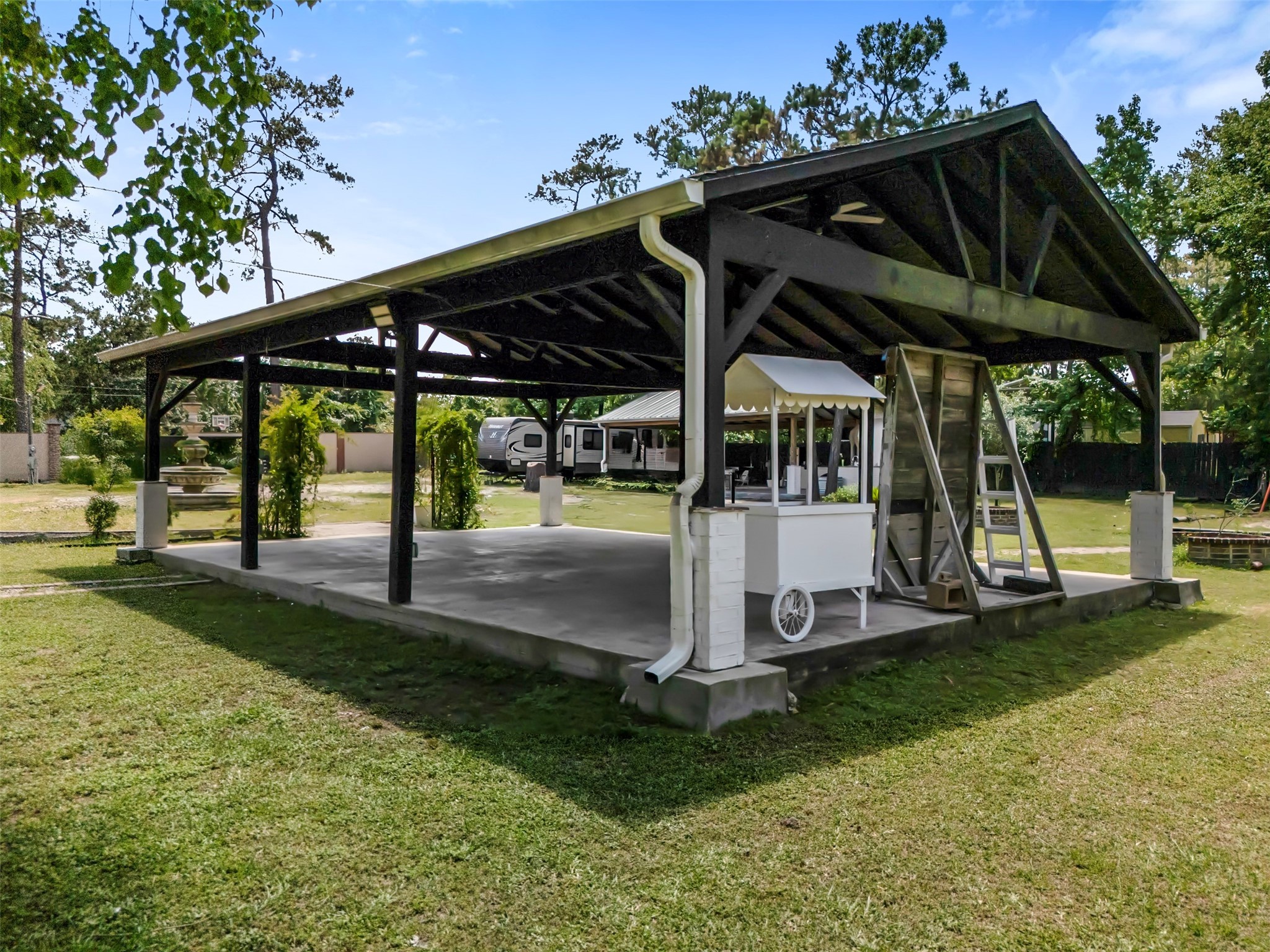 1302 Cherry Ln Property Photo 27