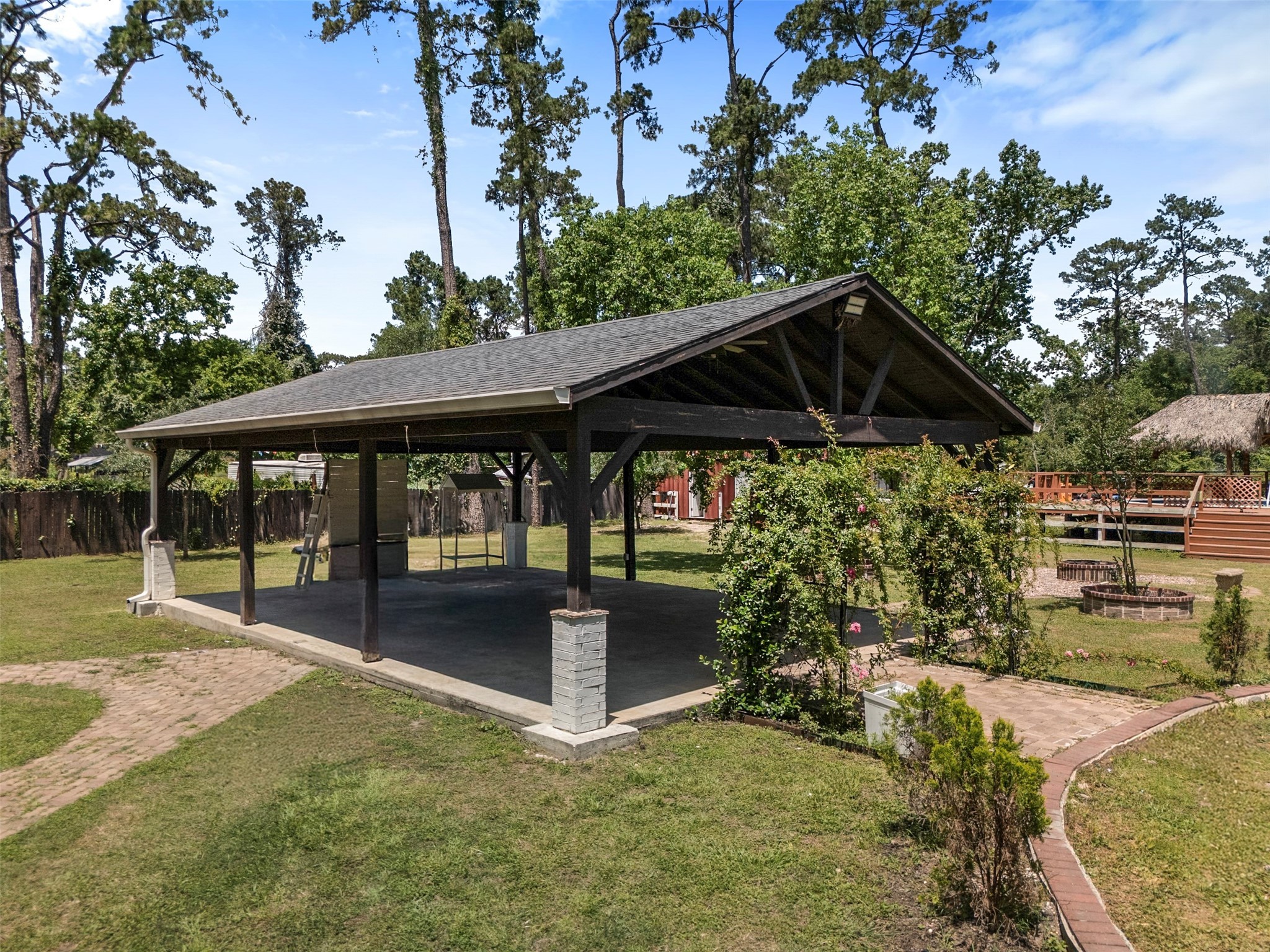 1302 Cherry Ln Property Photo 30