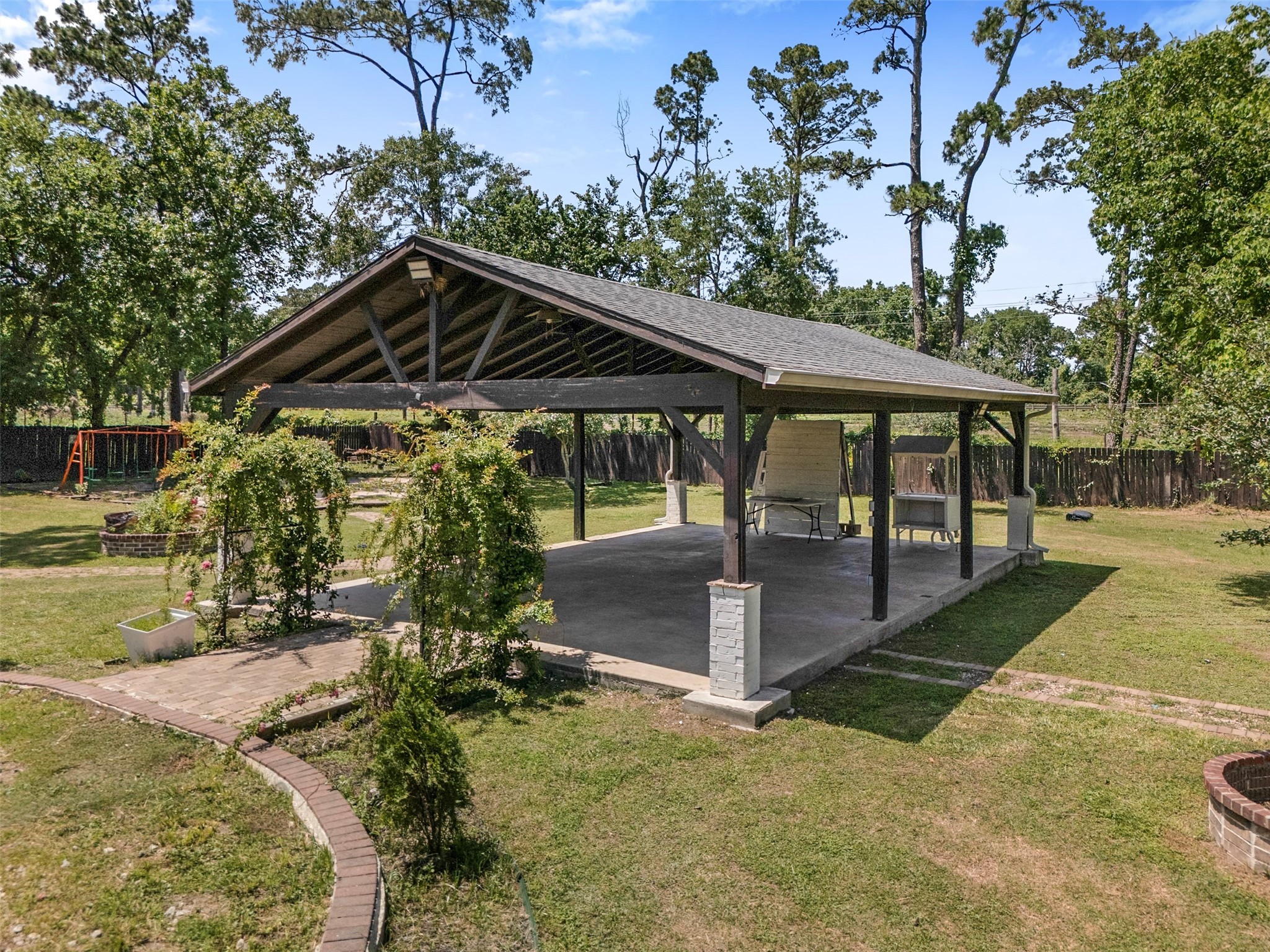 1302 Cherry Ln Property Photo 32